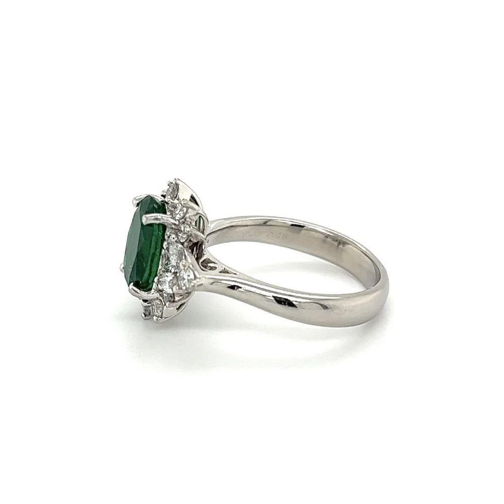 Vintage 2.54 Carat Oval Emerald Minor GIA and Diamond Platinum Cocktail Ring In Excellent Condition For Sale In Montreal, QC