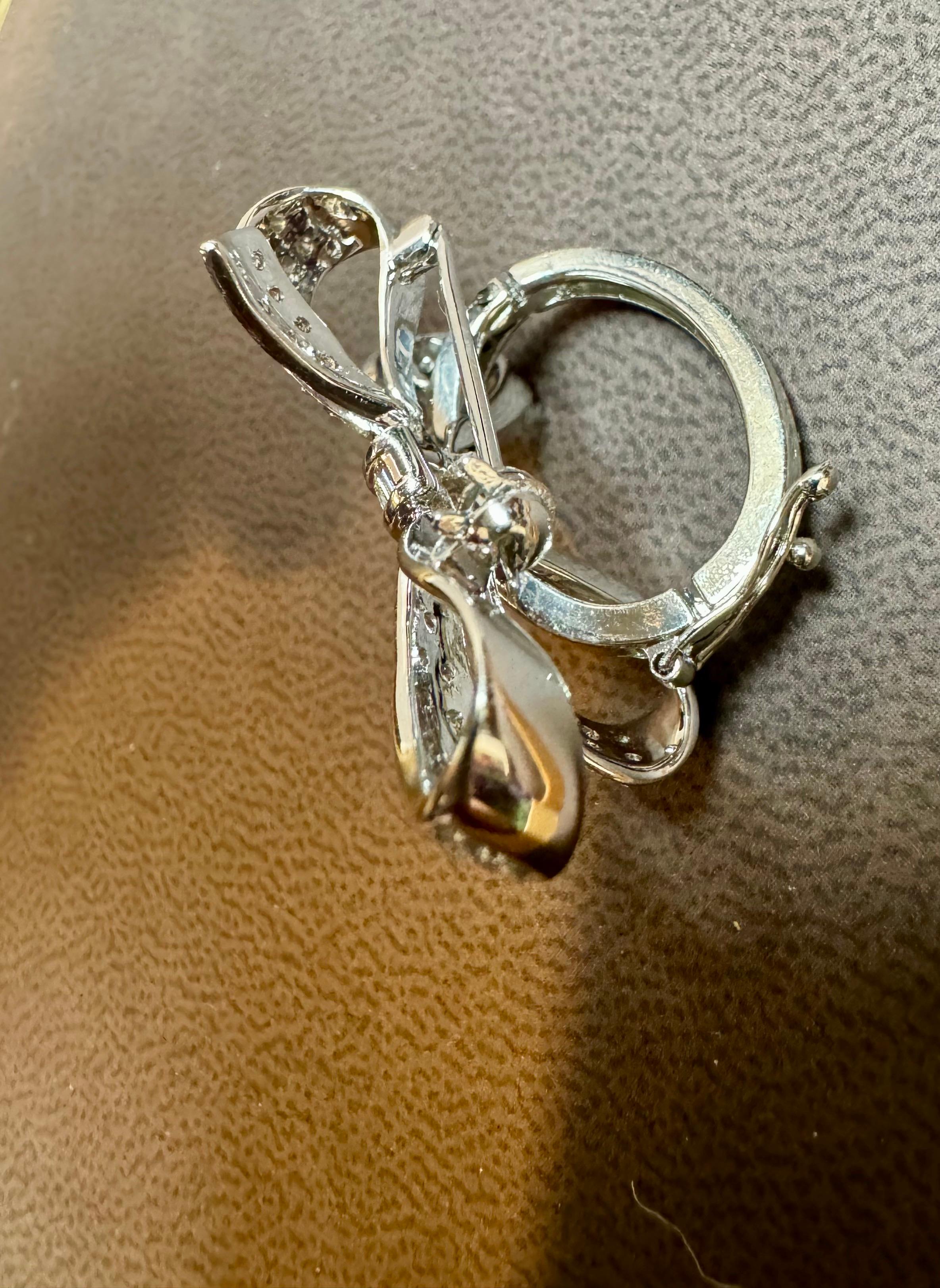 Women's or Men's Vintage 2.55 Ct Diamond Bow Brooch Pin /Pendant in 18 K White Gold For Sale