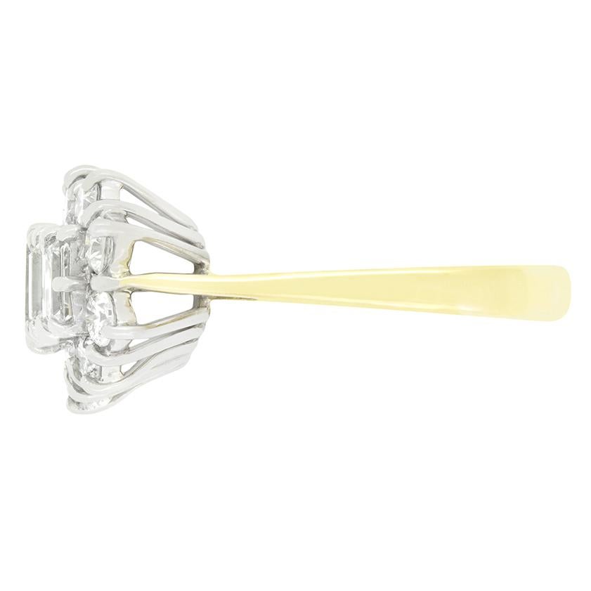 Baguette Cut Vintage 2.55ct Diamond Spray Cluster Ring, hallmarked 1976 For Sale