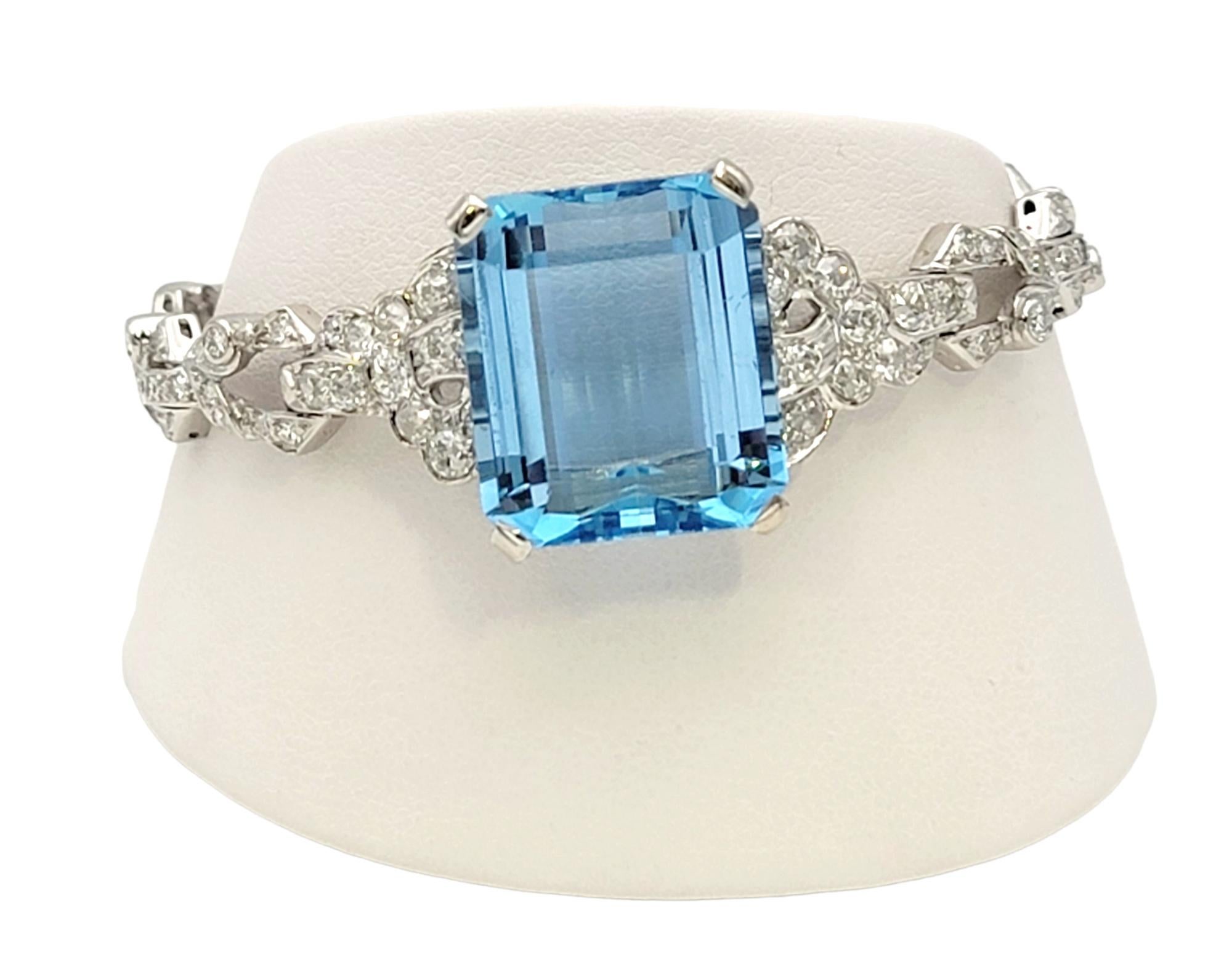 Vintage 25.76 Carat Total Blue Aquamarine and Diamond Bracelet in Platinum For Sale 8