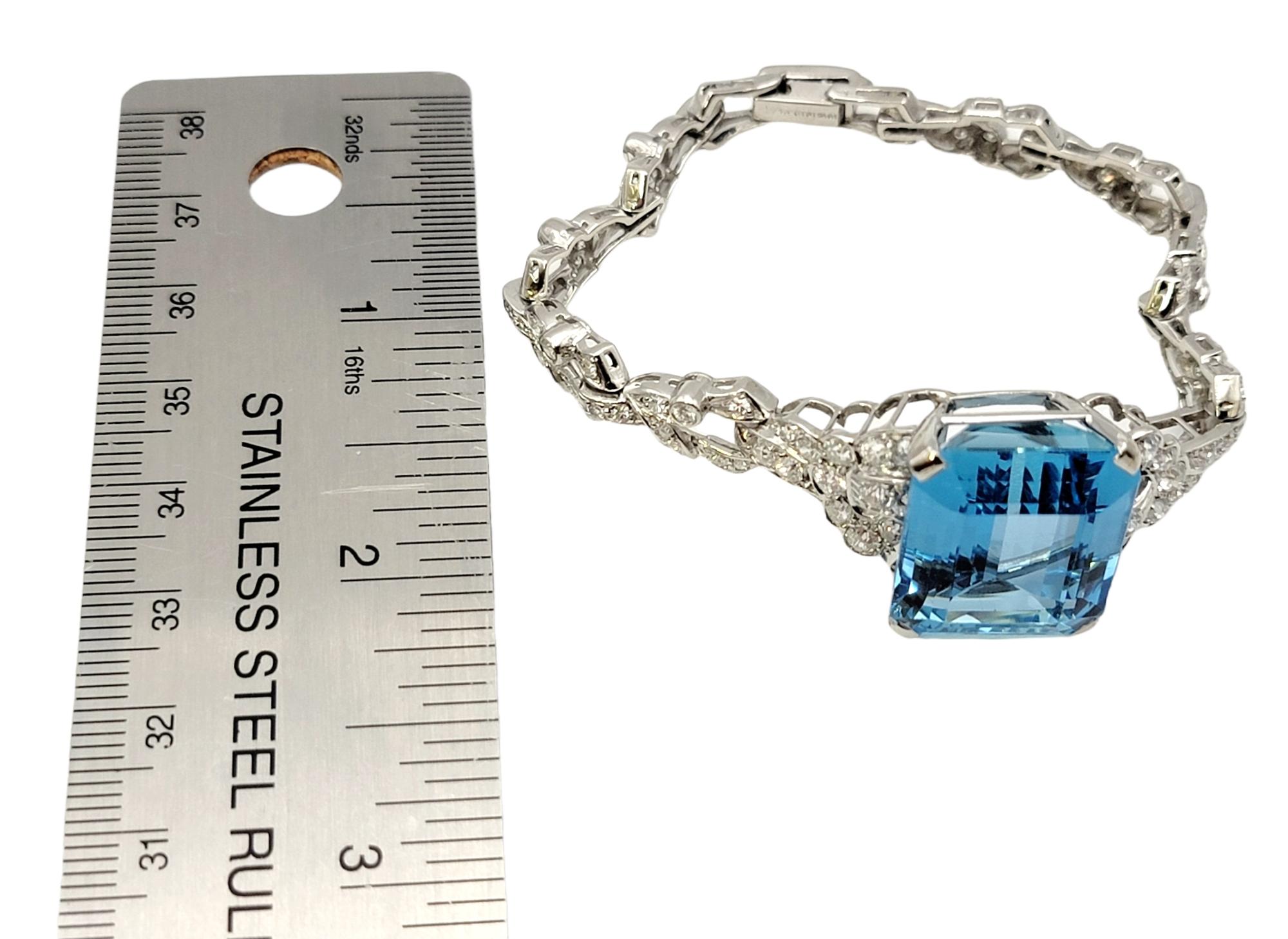 Vintage 25.76 Carat Total Blue Aquamarine and Diamond Bracelet in Platinum For Sale 11