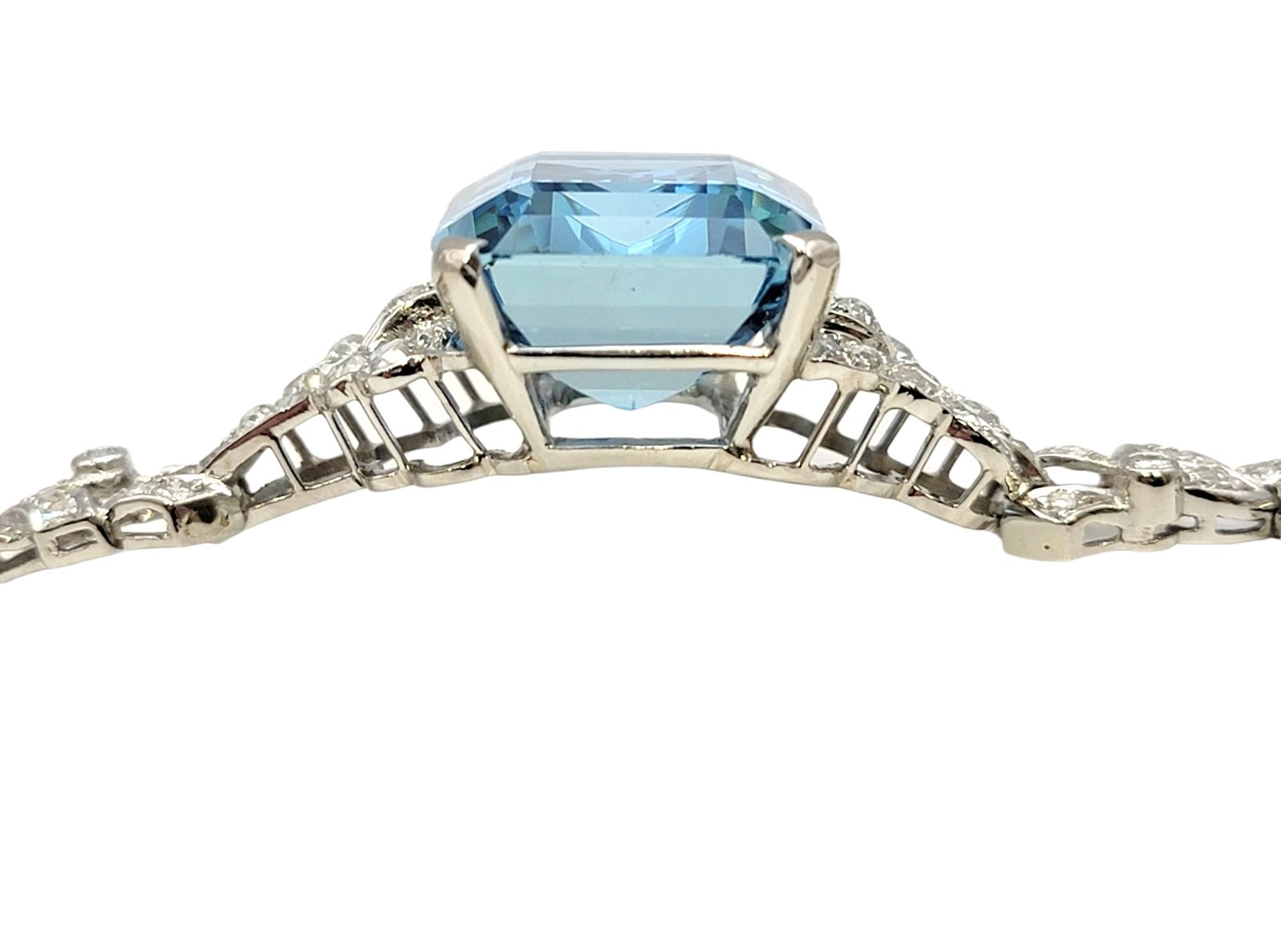 Vintage 25.76 Carat Total Blue Aquamarine and Diamond Bracelet in Platinum For Sale 3