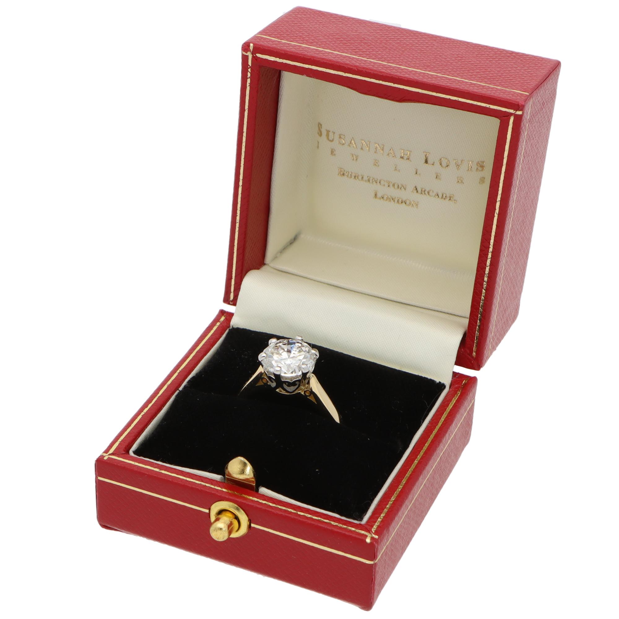 Femenino o masculino Anillo solitario de diamante certificado vintage de 2,59 ct en venta