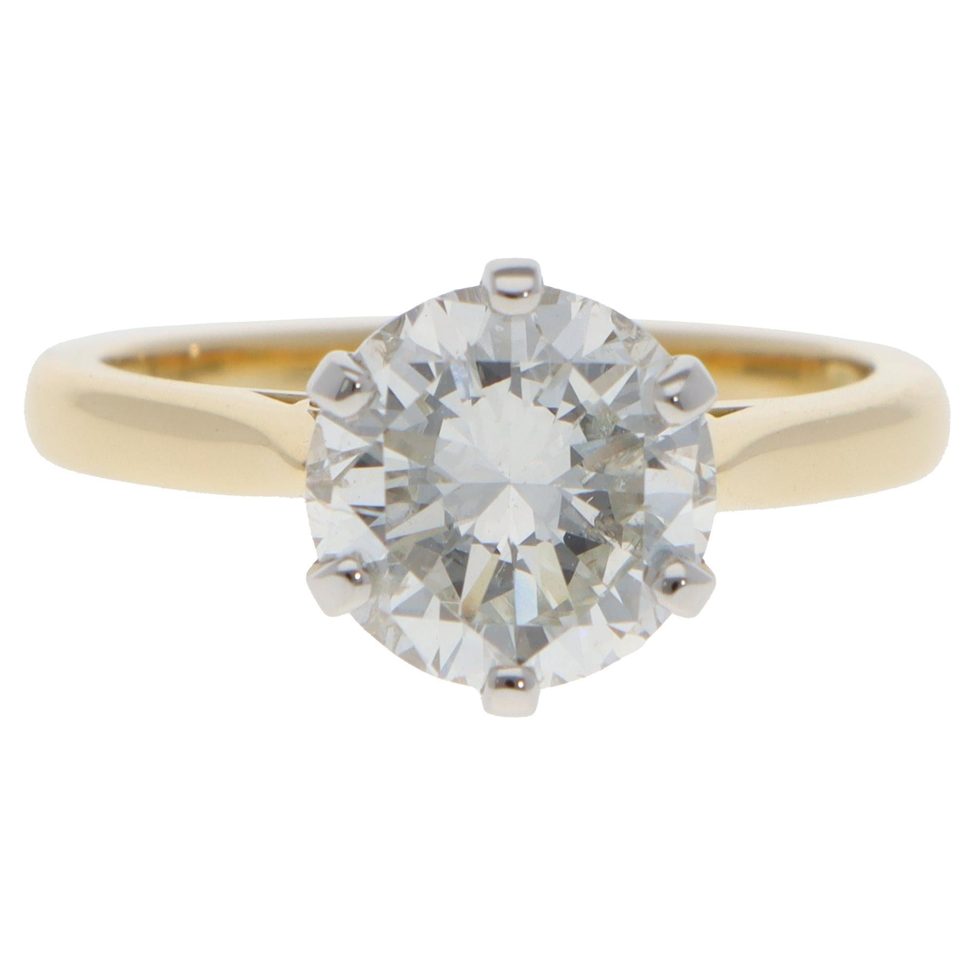 Anillo solitario de diamante certificado vintage de 2,59 ct en venta