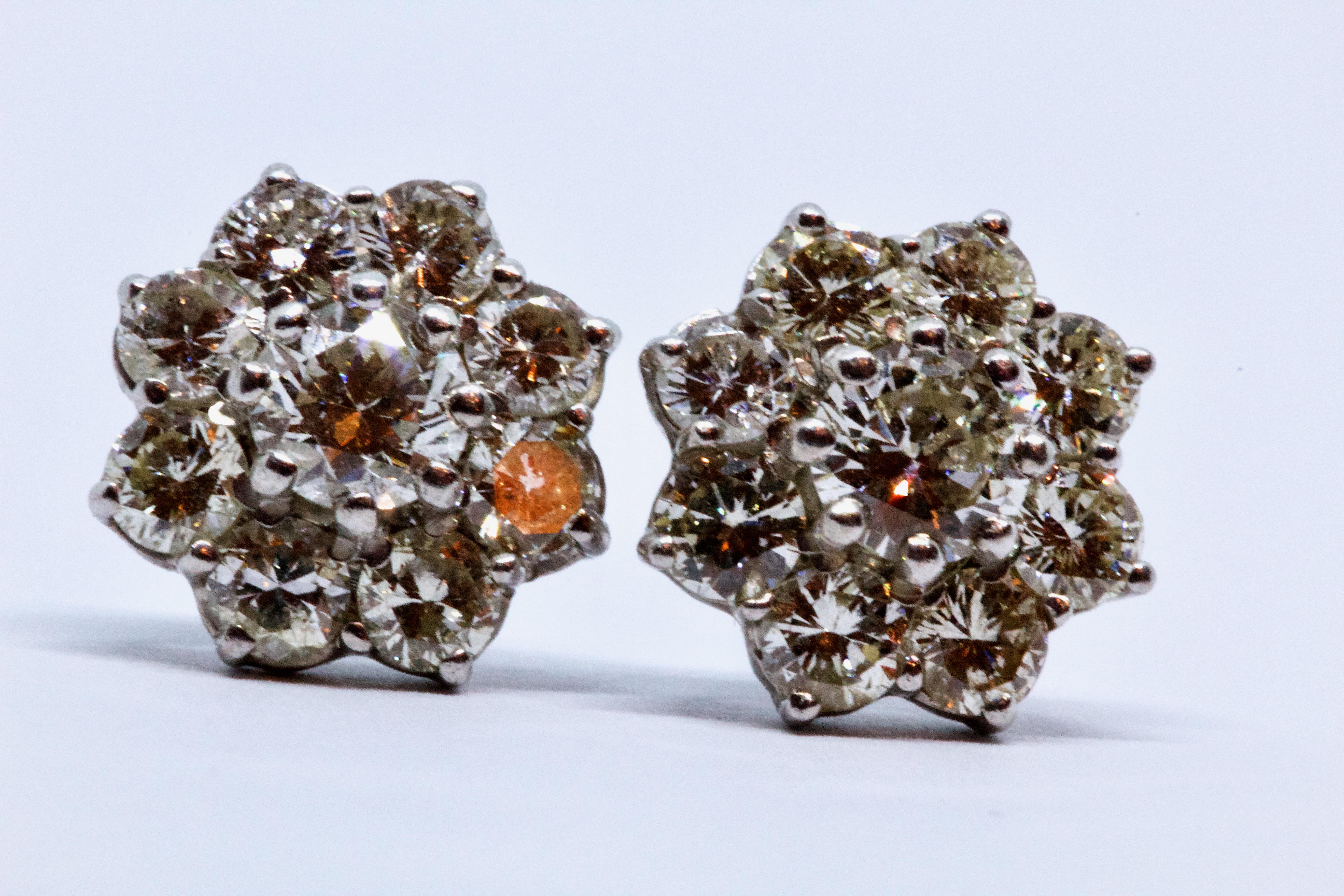 Women's Vintage 2.6 Carat Diamond White Gold Flower Stud Earrings