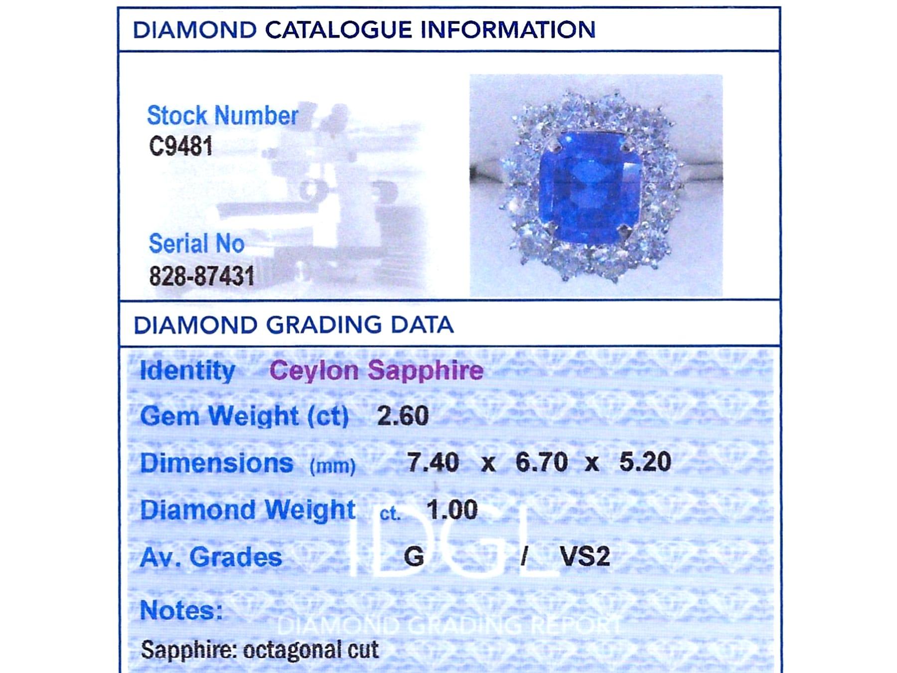 Anillo vintage de platino con zafiro de Ceilán de 2,60 quilates y diamantes de 1 quilate Circa 1945 en venta 6