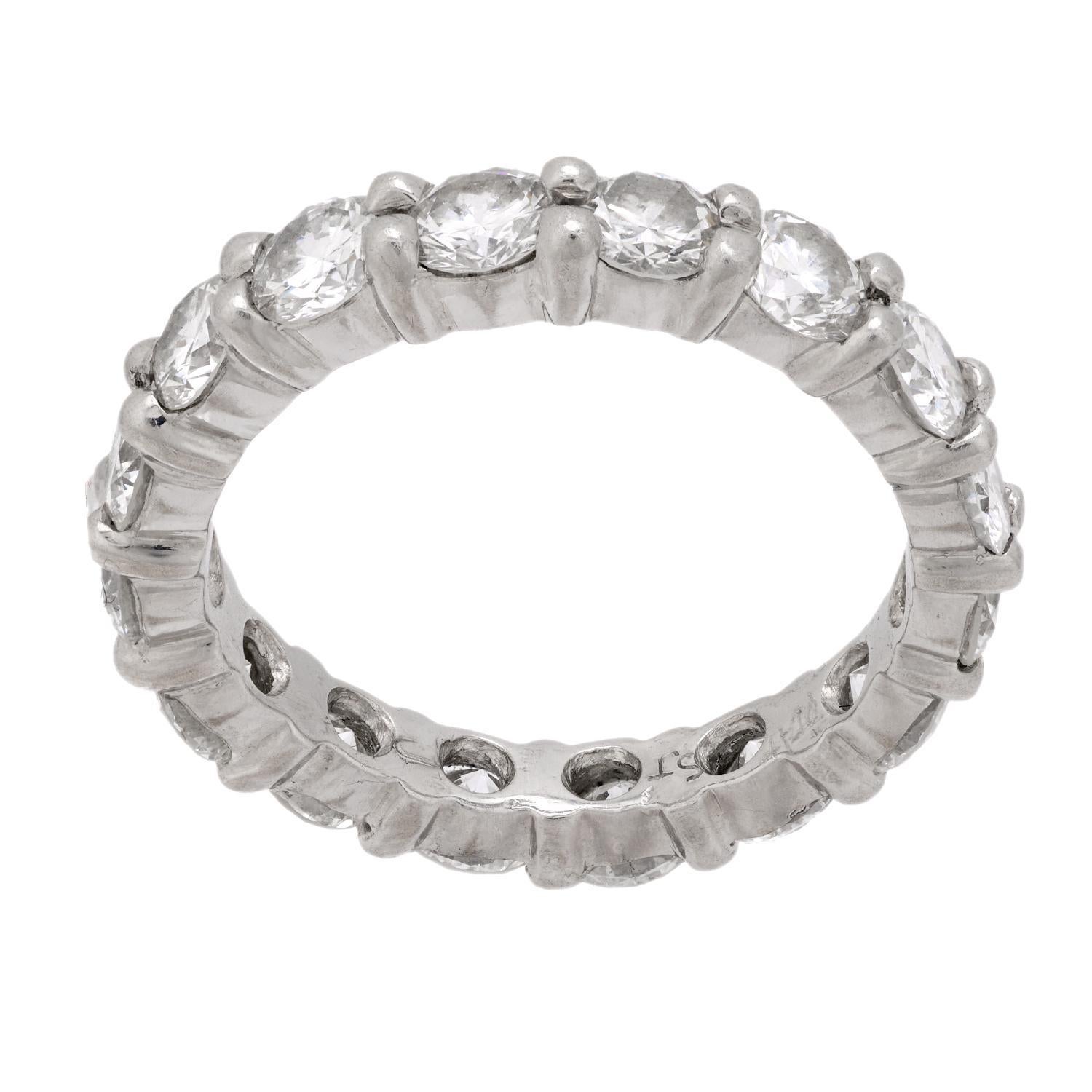 Alliance vintage en platine avec diamants d'un poids total de 2,60 carats Bon état - En vente à Beverly Hills, CA