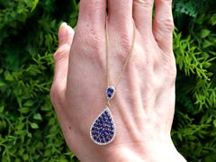 Vintage 2.61Ct Sapphire and 0.27Ct Diamond 18k Yellow Gold Pendant Circa 1990