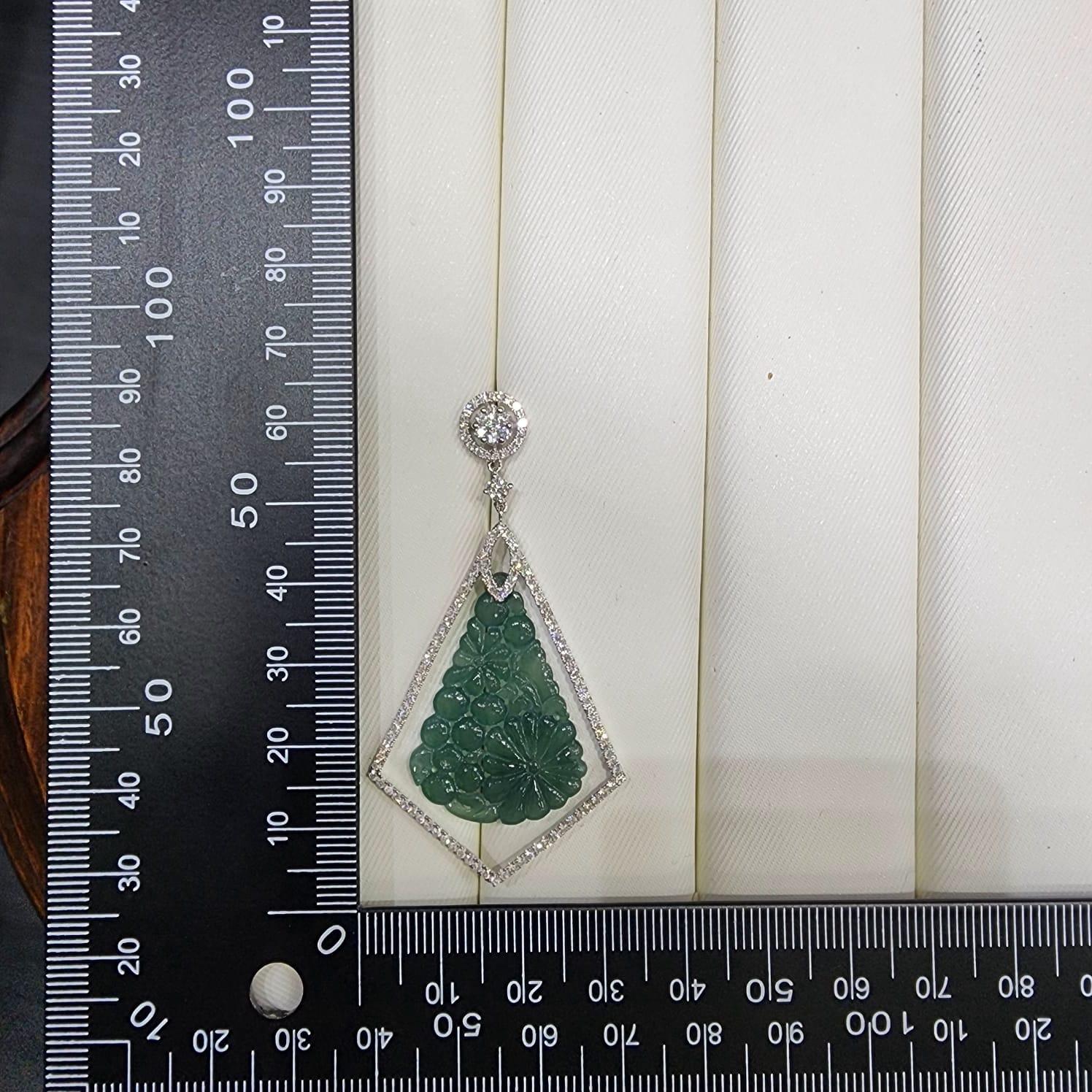 Vintage 26.3ct Jadeite Diamond Drop Earrings in 18 Karat White Gold For Sale 3
