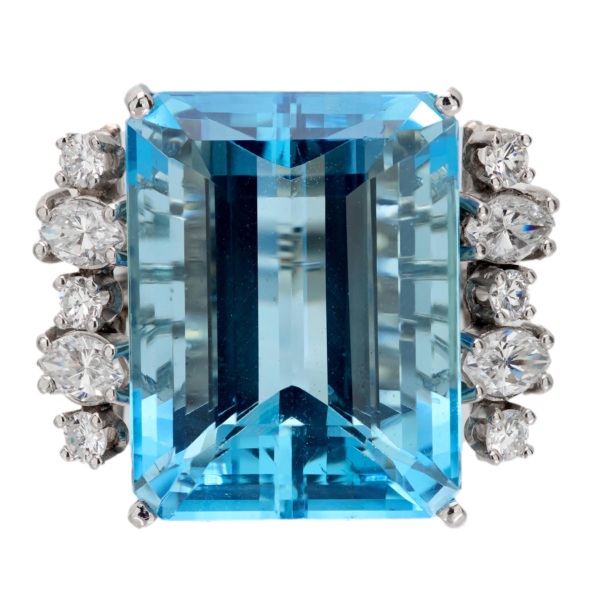 Modern Vintage 26.41 carat aquamarine diamond platinum cocktail ring