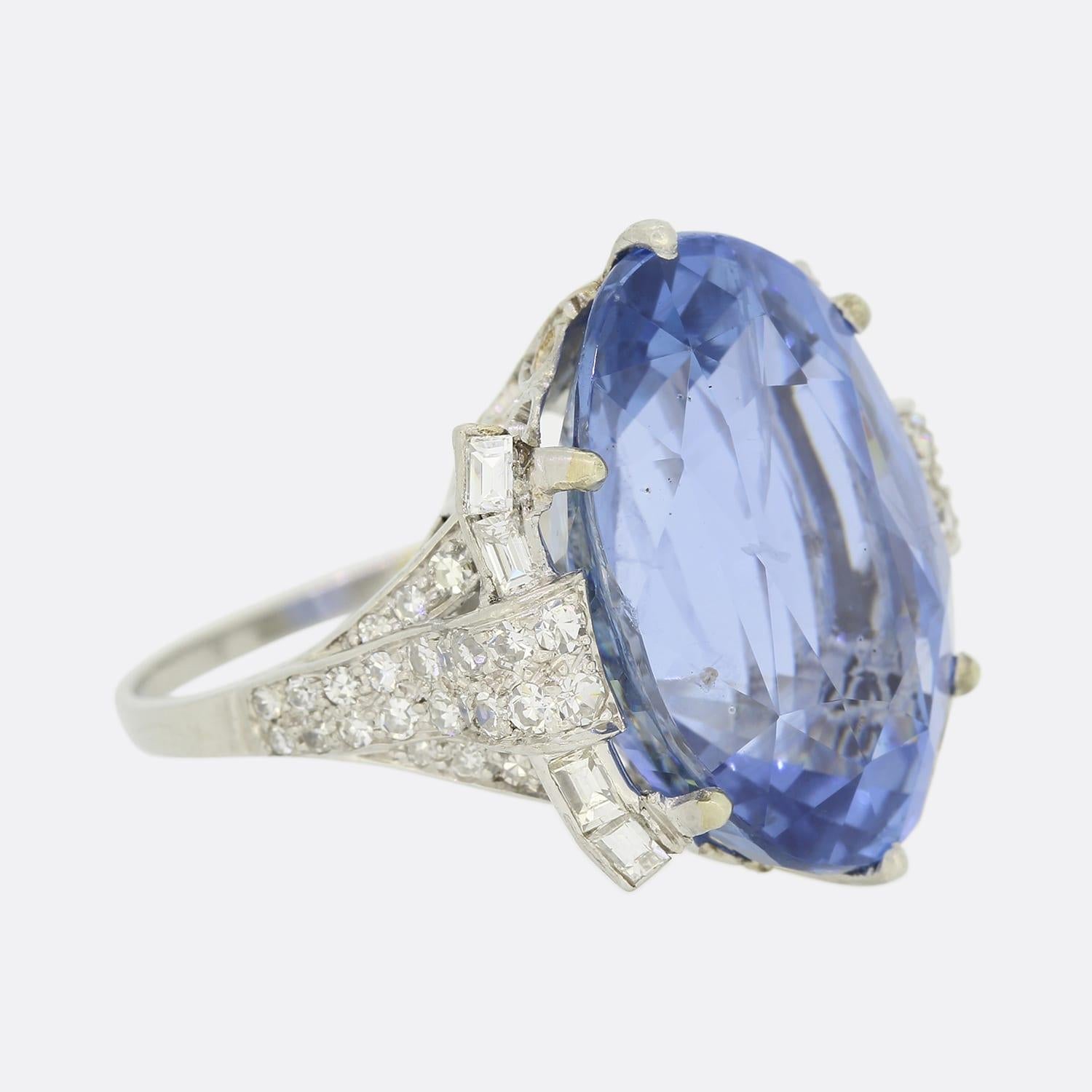 Vintage 26.93 Carat Unheated Ceylon Sapphire and Diamond Ring In Good Condition For Sale In London, GB