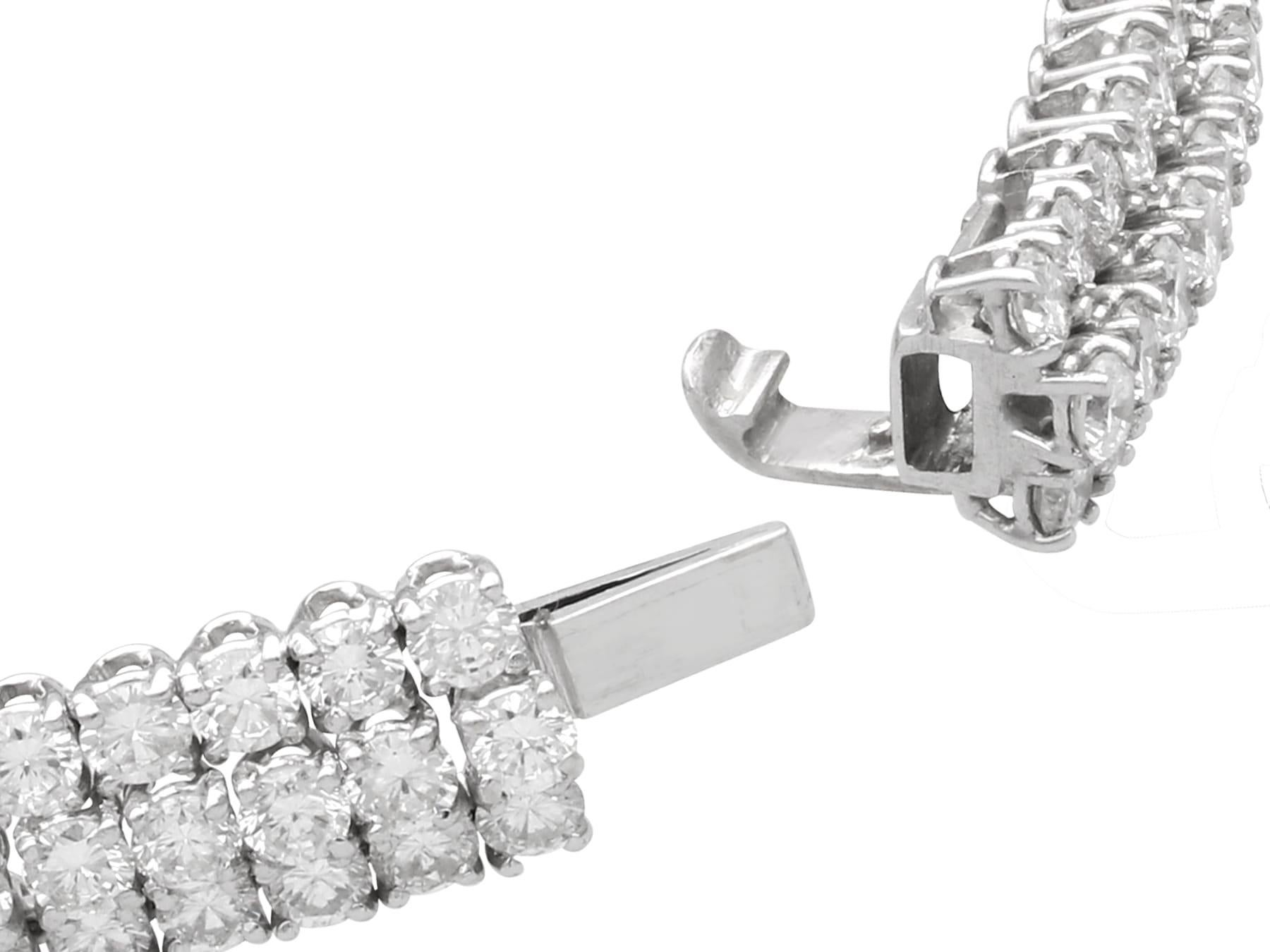 Vintage 26.98 Carat Diamond and 18k White Gold Jewellery Set Circa 1990 For Sale 7