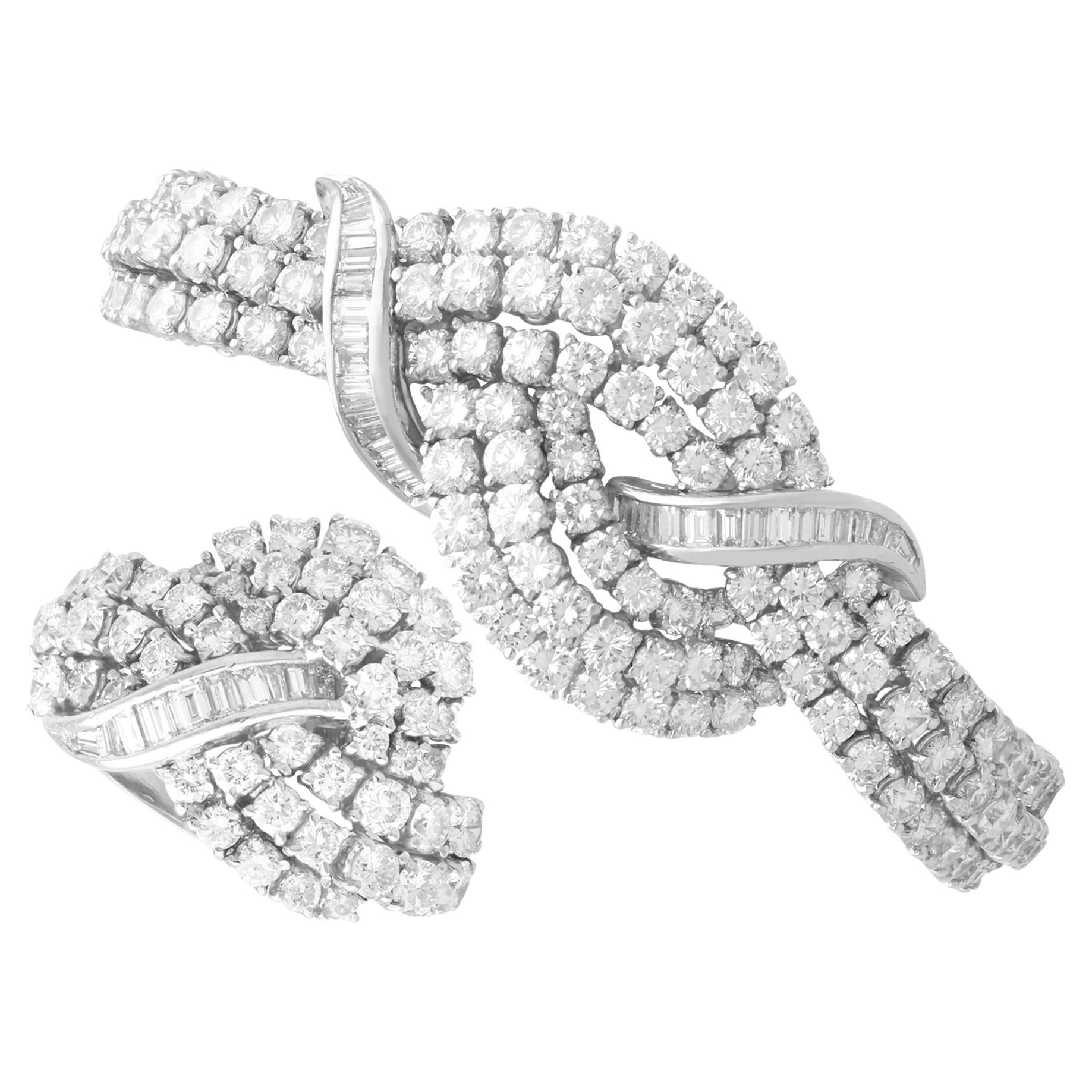 Vintage 26.98 Carat Diamond and 18k White Gold Jewellery Set Circa 1990 For Sale