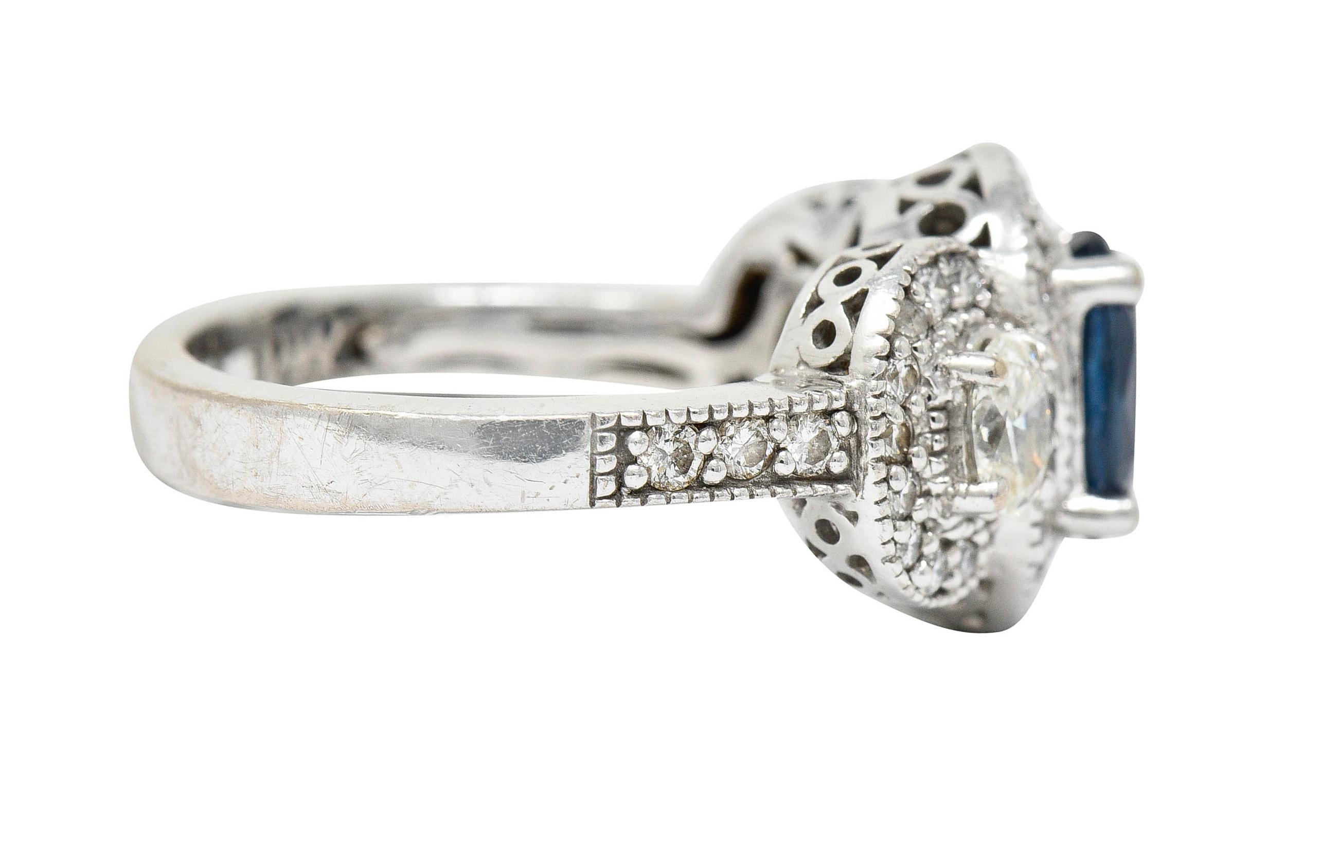Contemporary Vintage 2.70 Carats Sapphire Diamond 18 Karat White Gold Triple Cluster Ring