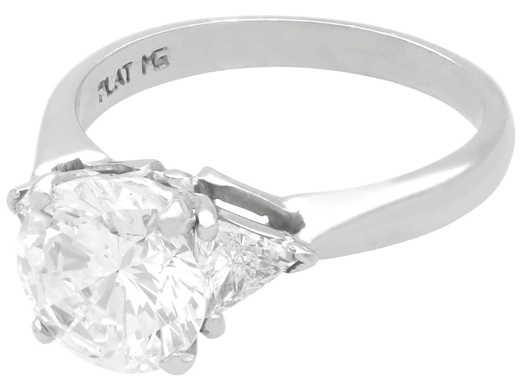 Bague solitaire vintage en platine et diamants de 2,74 carats, c. 1950 en vente 1