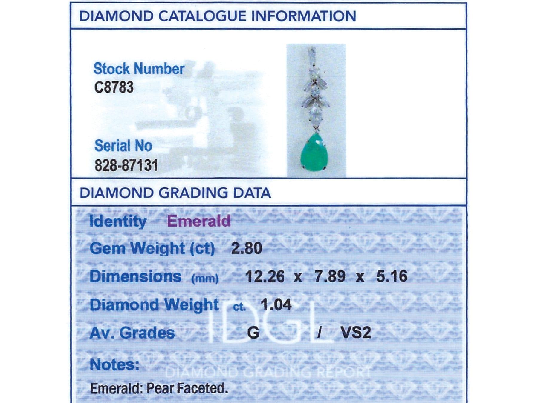 Vintage 2.80Ct Emerald and 1.04Ct Diamond, Platinum Pendant Circa 1990 For Sale 4