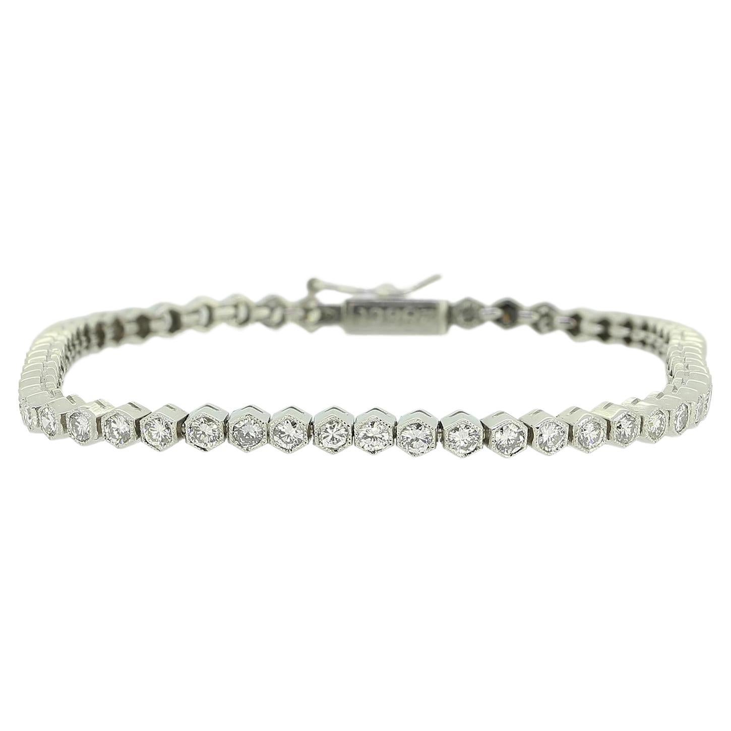 Bracelet ligne vintage avec diamants de 2.86 carat en vente