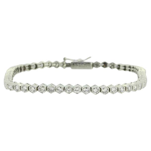 Vintage 2.86 Carat Diamond Line Bracelet For Sale at 1stDibs