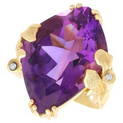 Anello d'epoca con ametista da 28,83 carati e diamante da 0,06 carati, oro giallo 14k