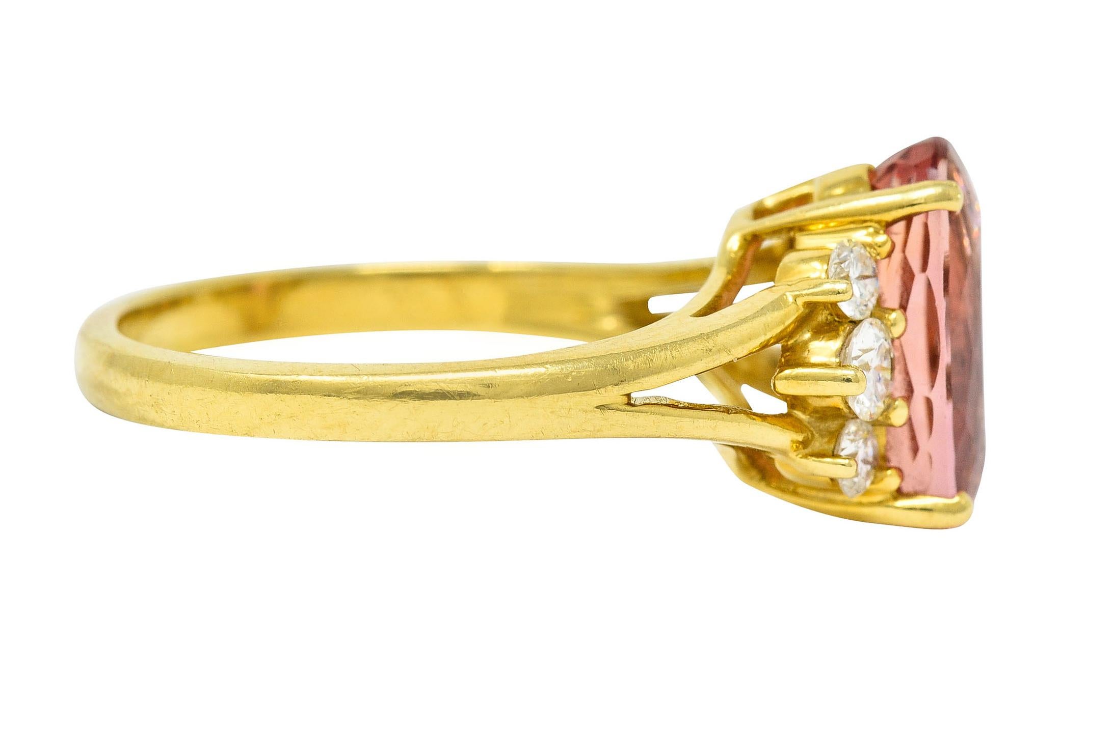 Contemporary Vintage 2.95 Carats Imperial Topaz Diamond 18 Karat Gold Gemstone Ring