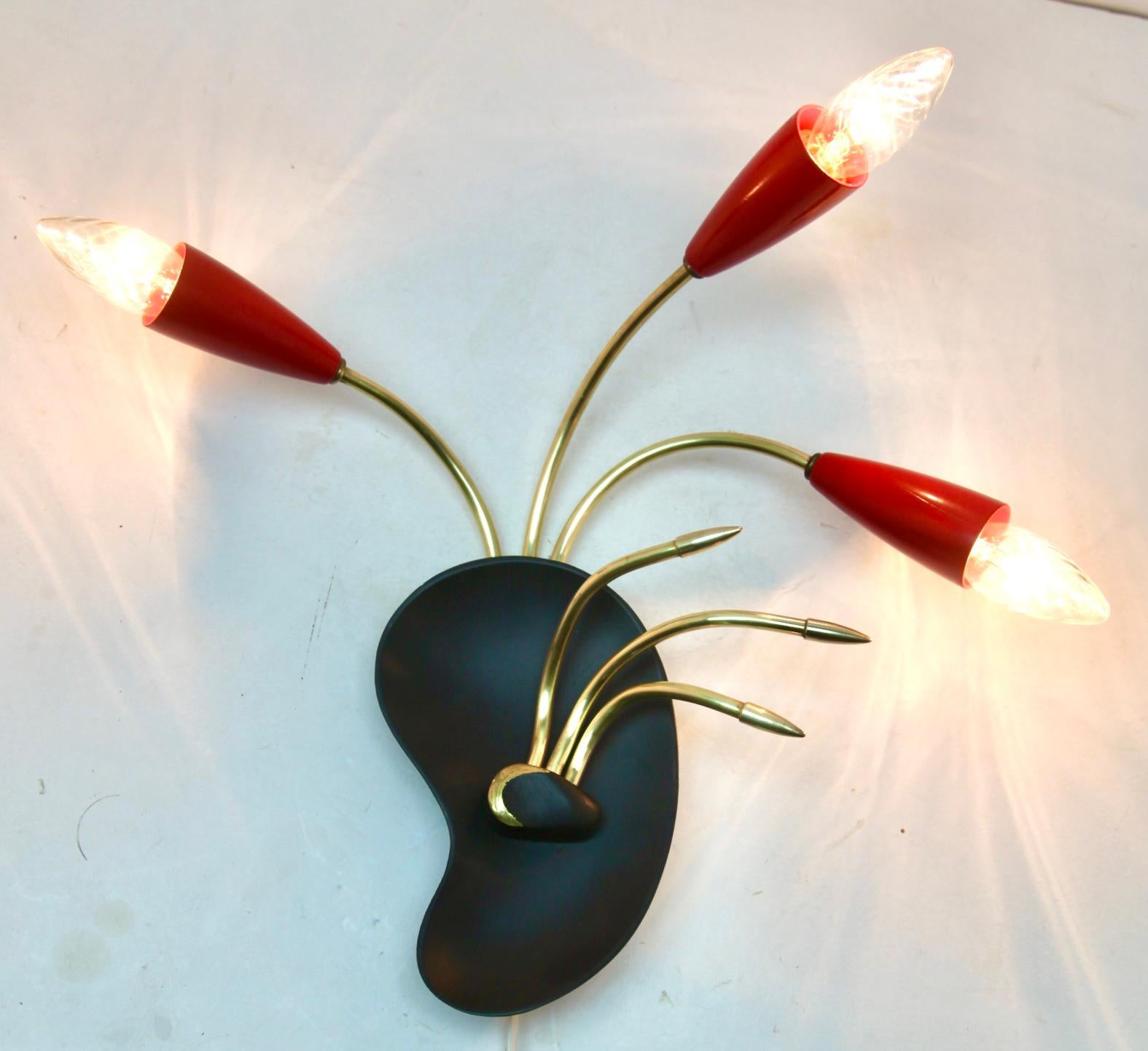 Vintage 3 Arms Spider Wall Mount Lamp in the Style of Stilnovo, Italian, 1960s For Sale 2