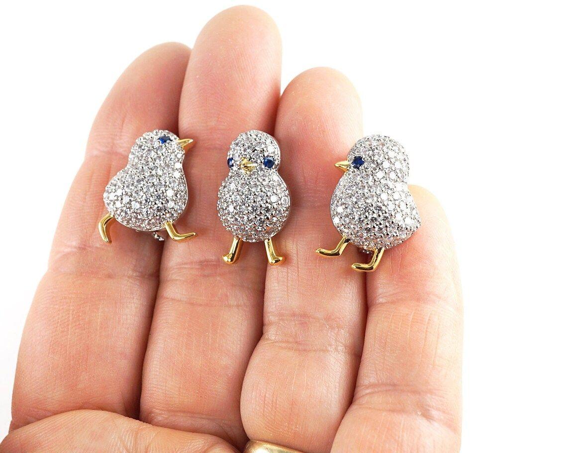 Vintage 3 Bird Chicks Sparkling Crystal Golden Brooch Pins For Sale 2