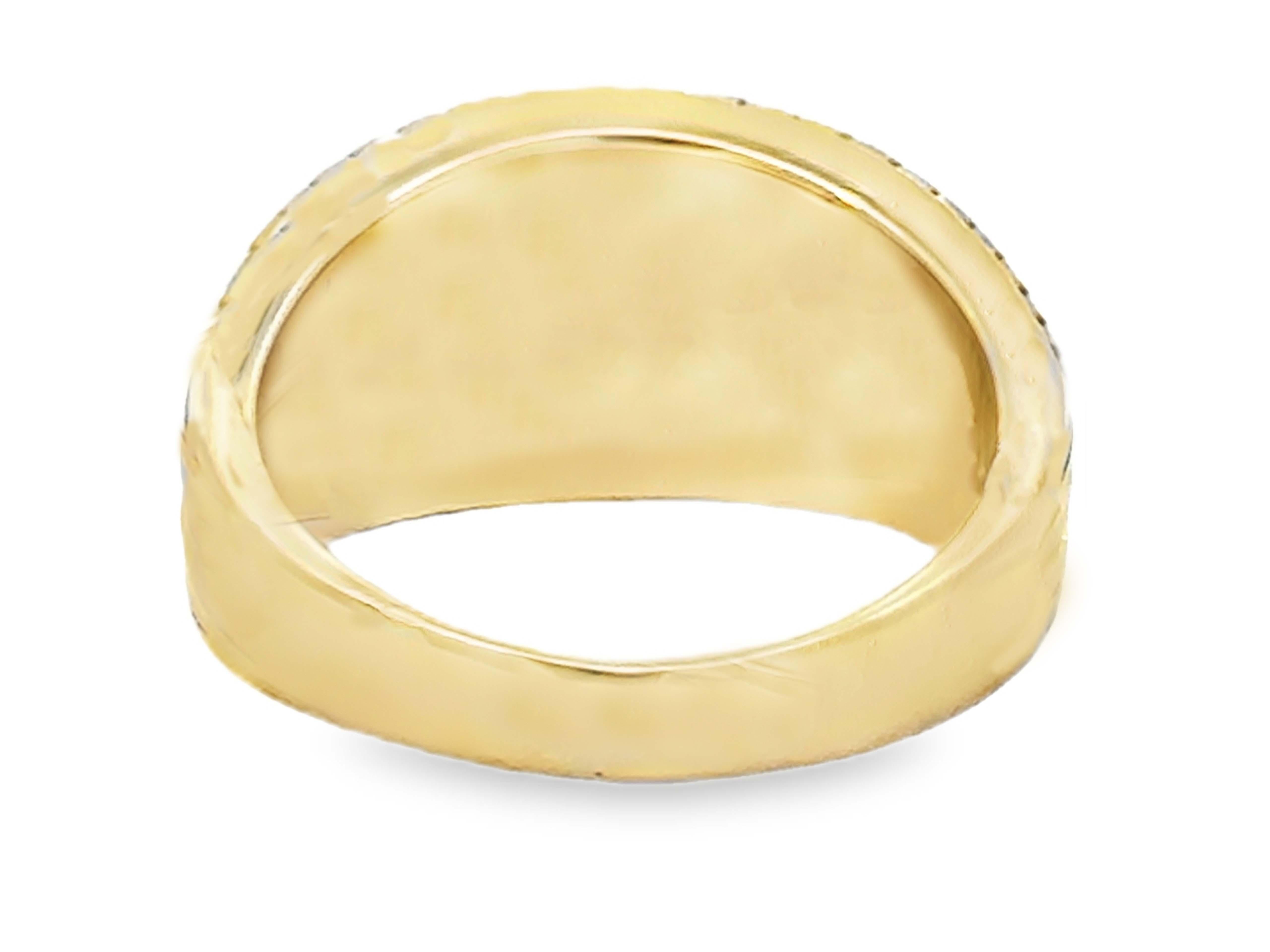 Anello a fascia con 3 diamanti taglio Brilliante d'epoca in oro giallo e bianco a due tonalità 14k in vendita 1