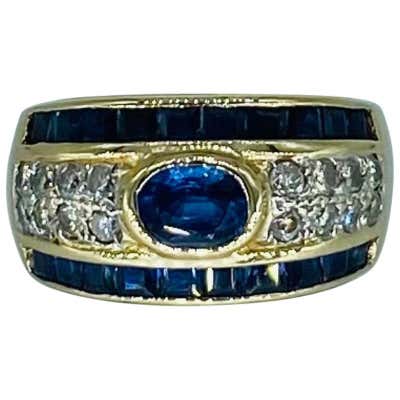 Raphael Leon 0.05 Carat Diamond 14 Karat Gold Band Ring For Sale at ...