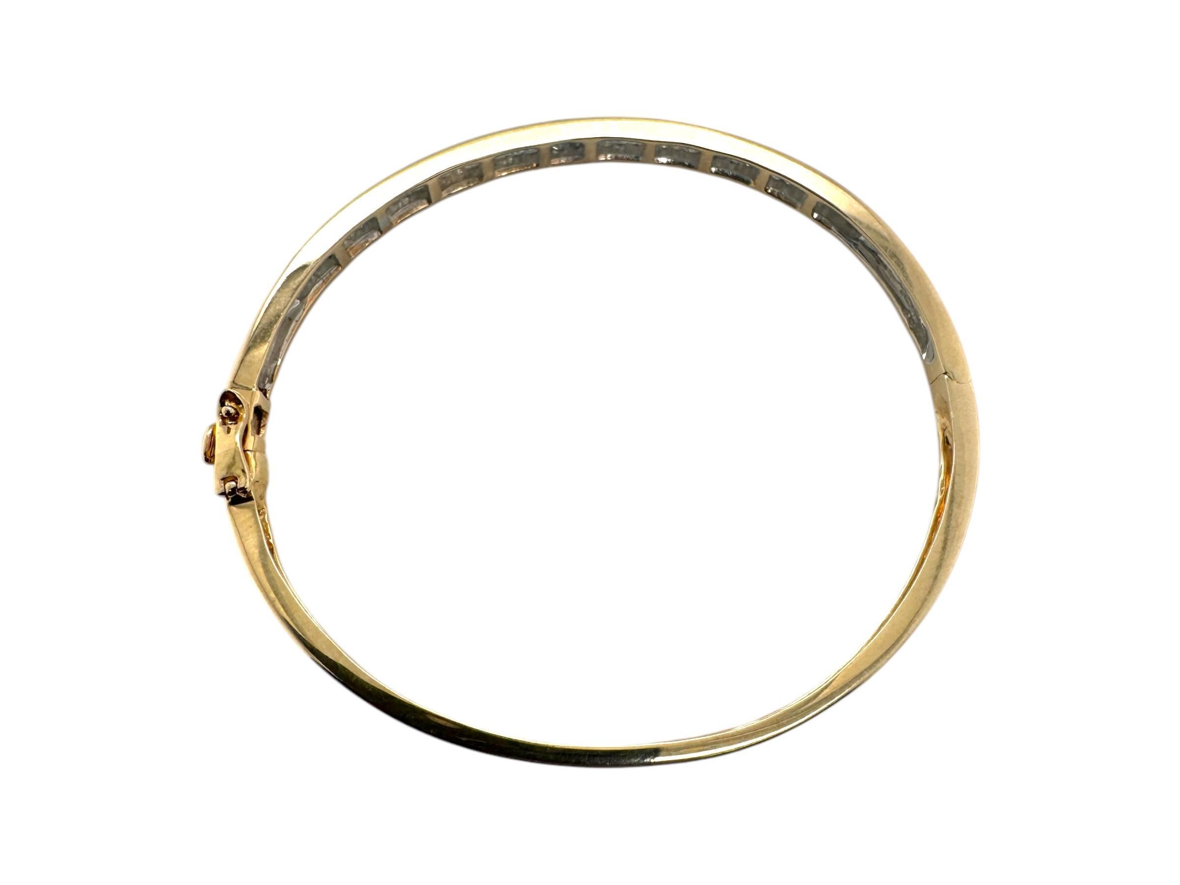Vintage 3 Carat Diamond Bangle Bracelet 14K Yellow Gold For Sale 3