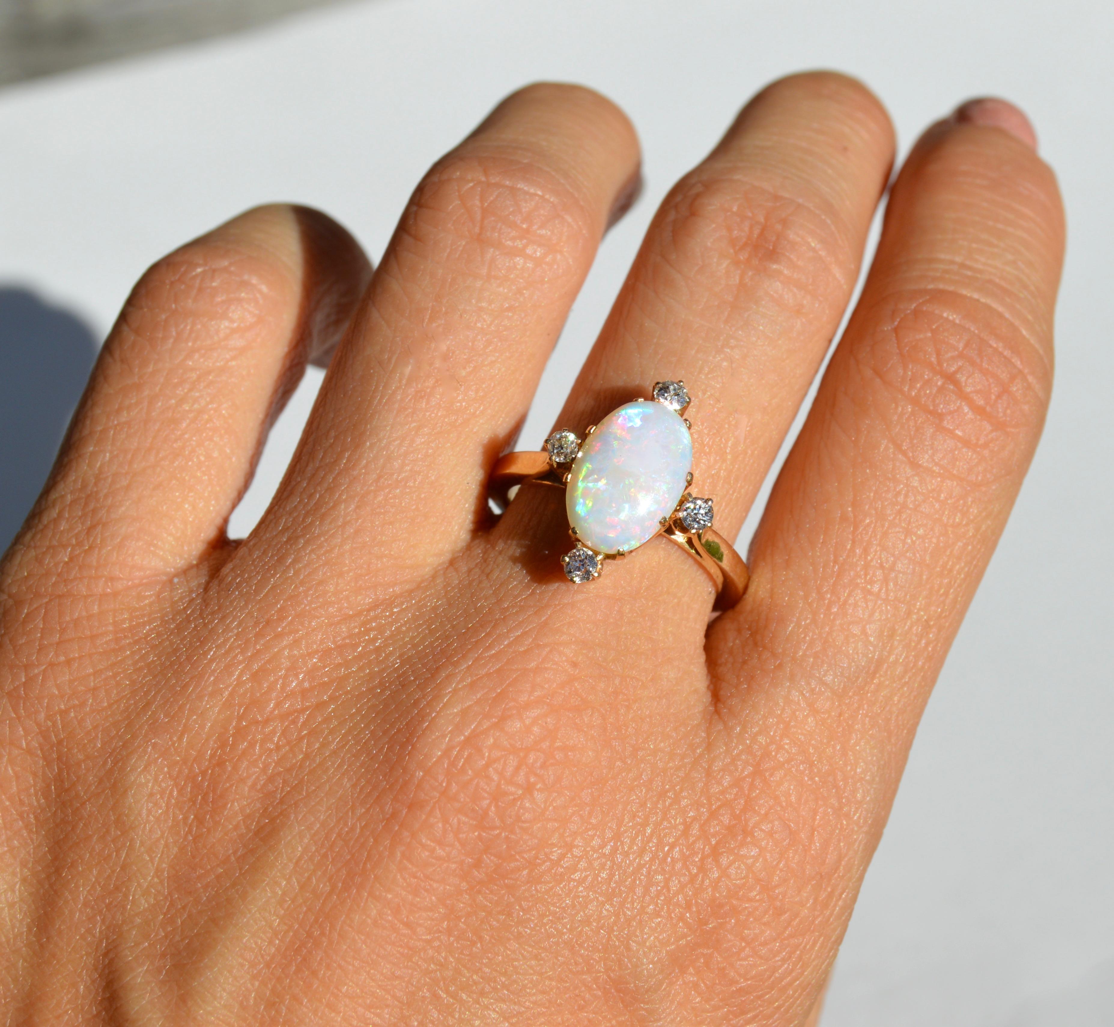 Vintage 3 Carat Opal Diamond 14 Karat Gold Directional Cocktail Ring In Good Condition In Crownsville, MD