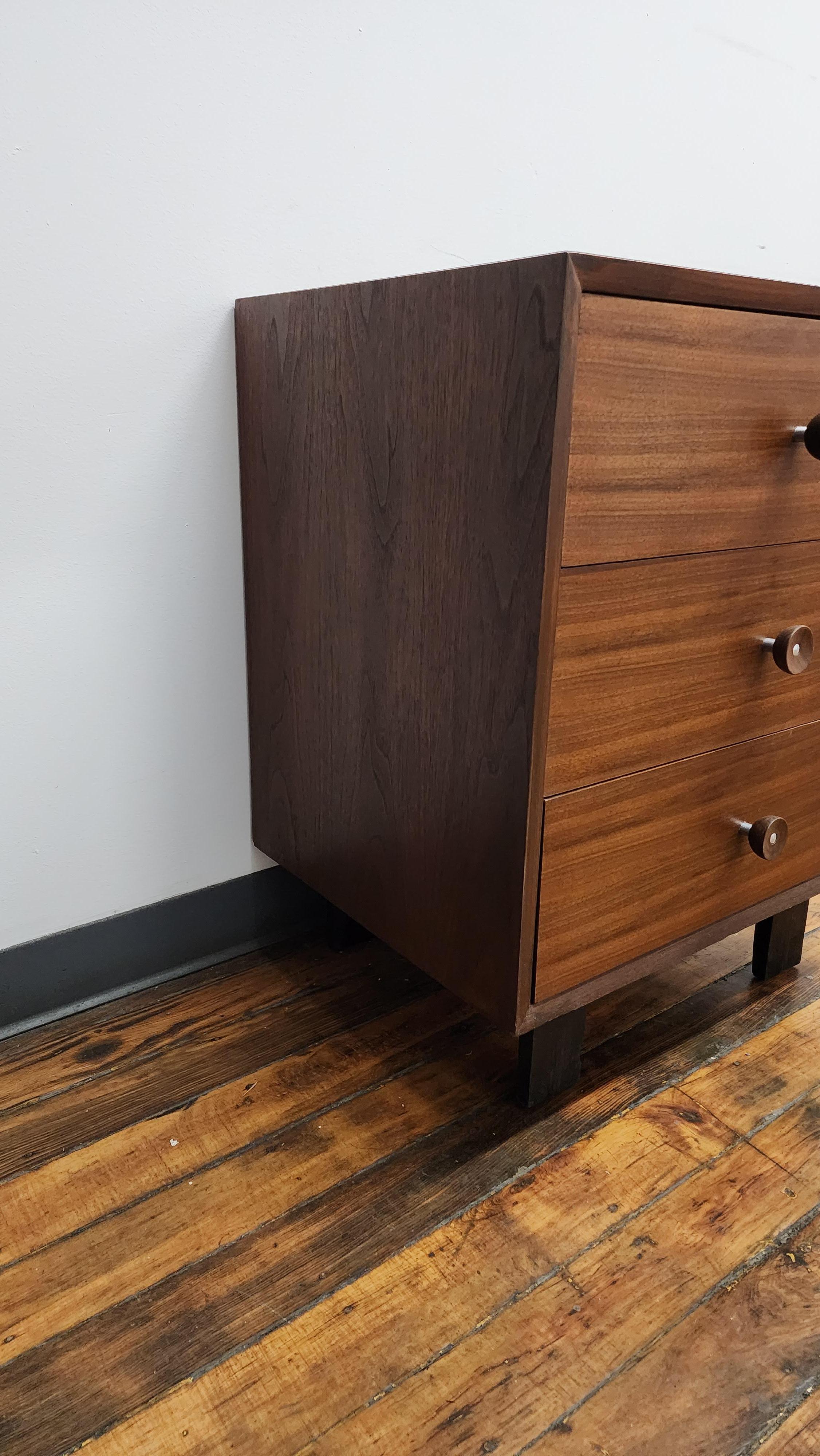 American Vintage 3 Drawer Dresser by George Nelson for Herman Miller For Sale