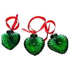 Vintage 3 Emerald Glass Valentines Hearts