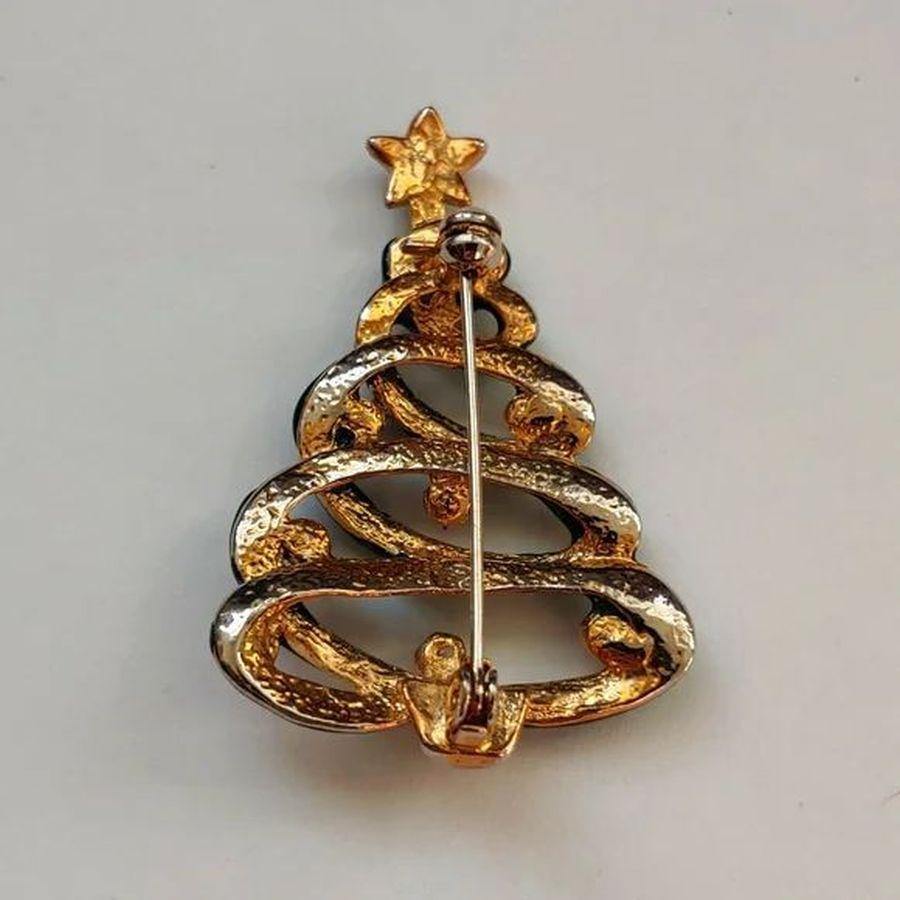 Vintage 3 Multi Design Ornamental Christmas Tree Holiday Brooches Pins For Sale 1