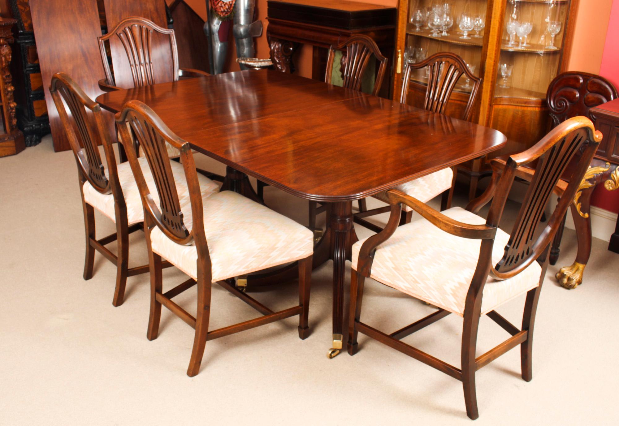 Vintage 3 Pillar Dining Table & 6 Dining Chairs by William Tillman 20th C 13
