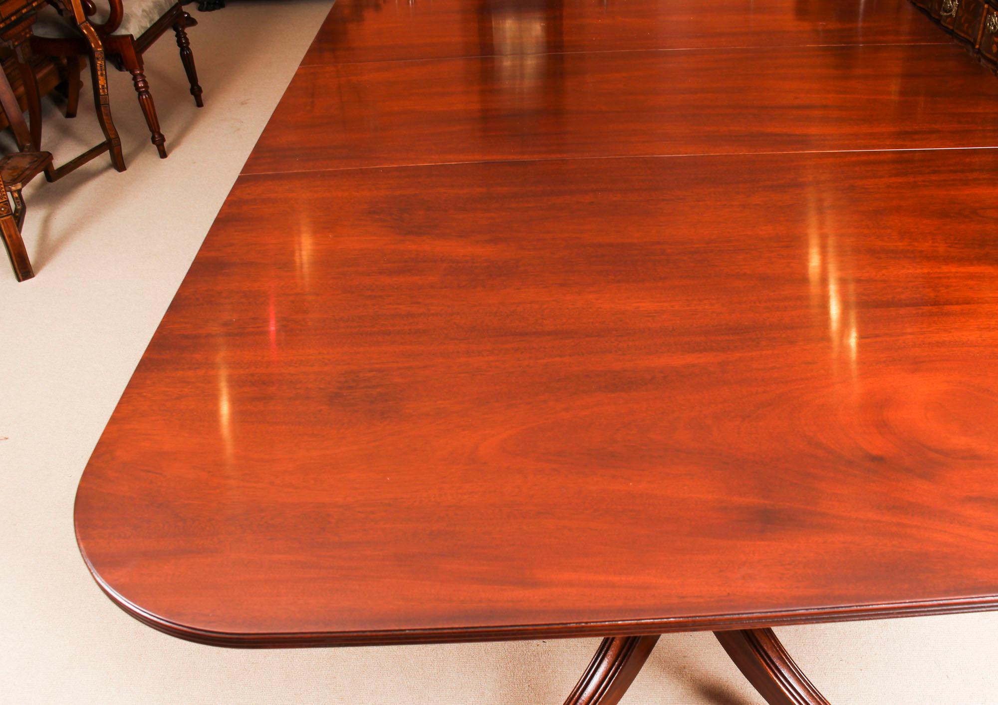 Vintage 3 Pillar Dining Table by William Tillman and 12 Chairs, 20th Century 1