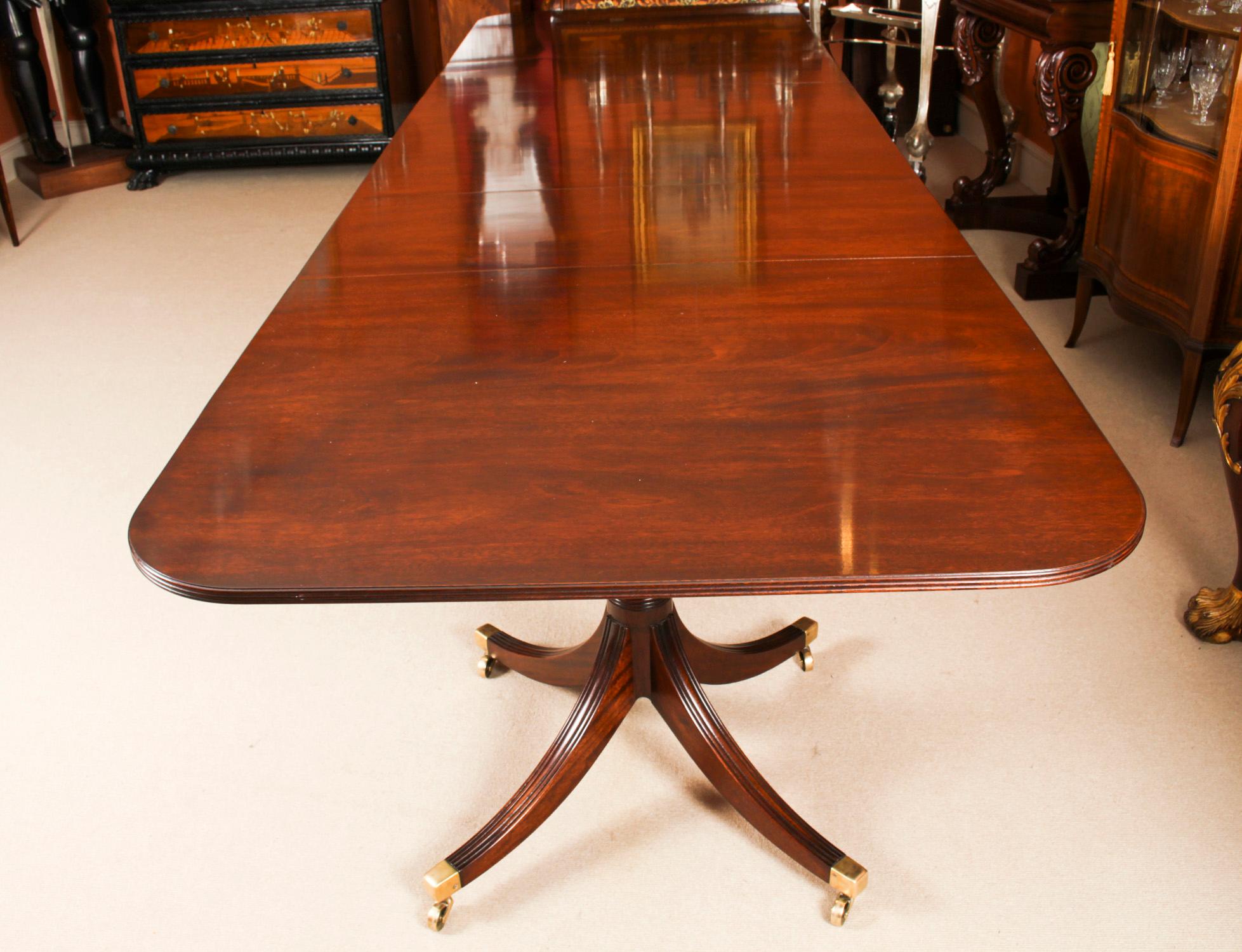 Late 20th Century Vintage 3 Pillar Dining Table by William Tillman & 12 Dining Chairs 20th C