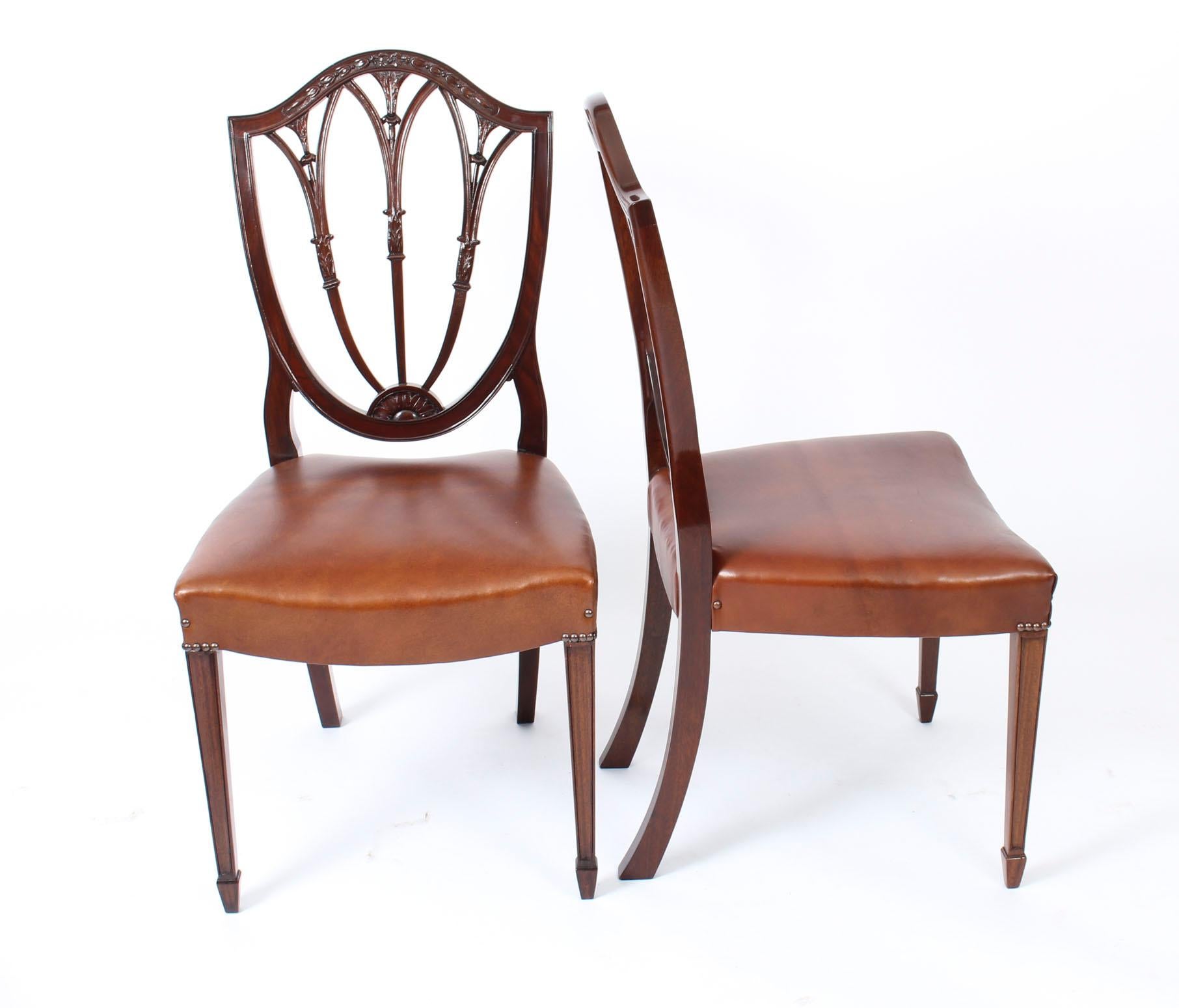 3 Pillar Dining Table by William Tillman 20th Century & 10 Chairs 19th Century 10