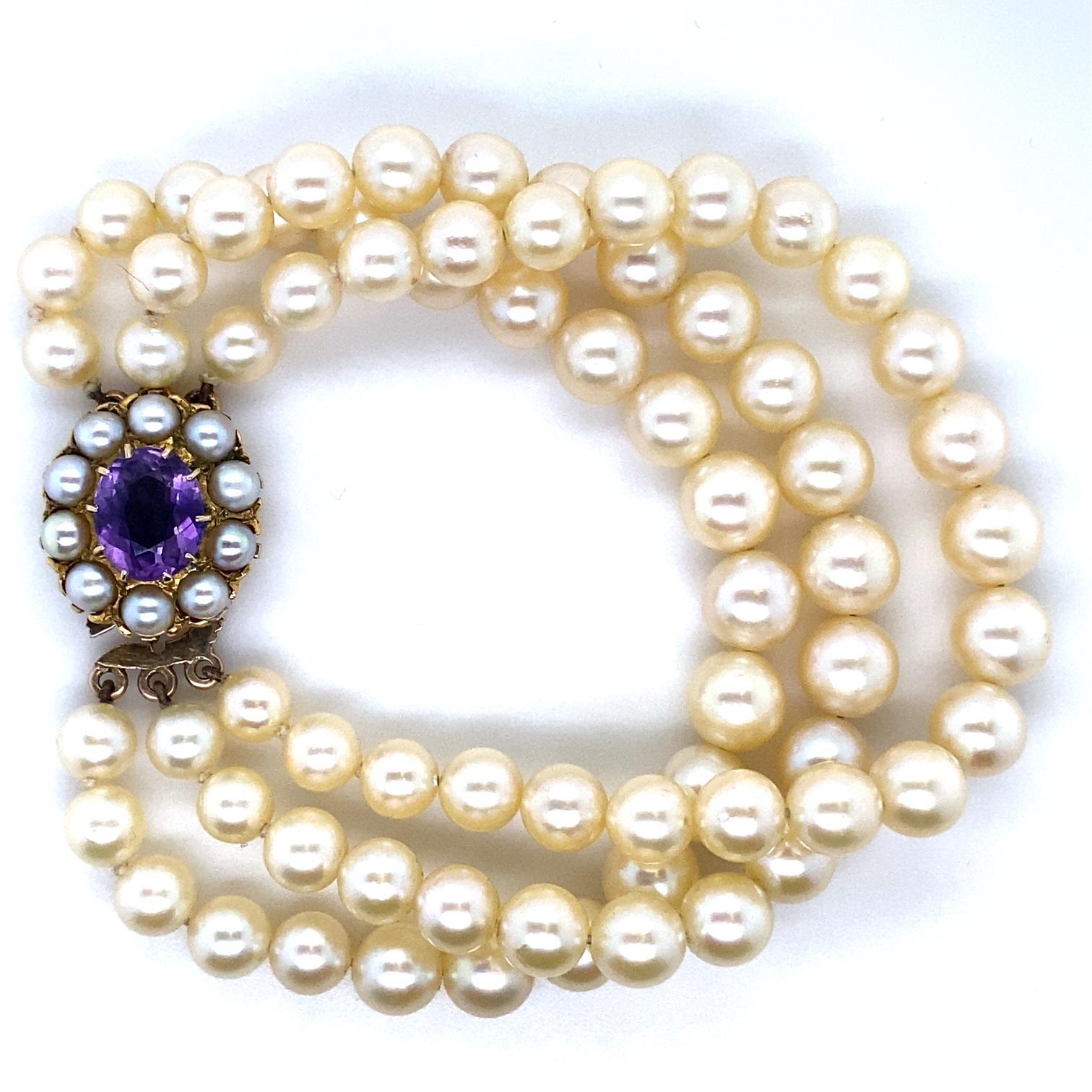 Vintage 3 Row Pearl Amethyst 9 Karat Yellow Gold Bracelet In Good Condition For Sale In London, GB
