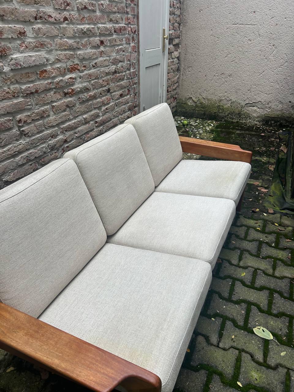 Vintage 3-Seater Sofa by Arne Wahl Iverson for KOMFORT For Sale 1