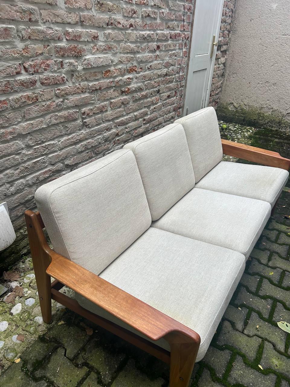 Vintage 3-Seater Sofa by Arne Wahl Iverson for KOMFORT For Sale 2