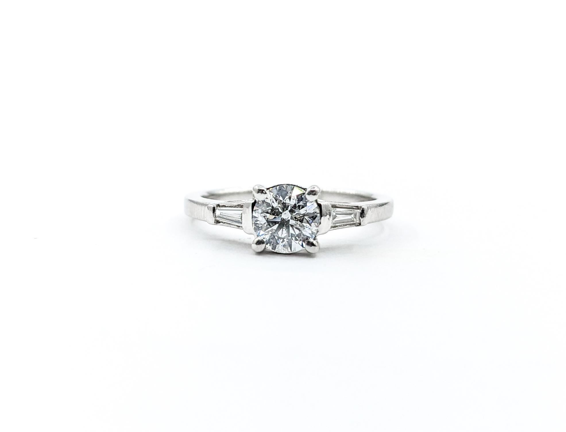 vintage 3-stone design Diamond Engagement Ring In Platinum For Sale 3