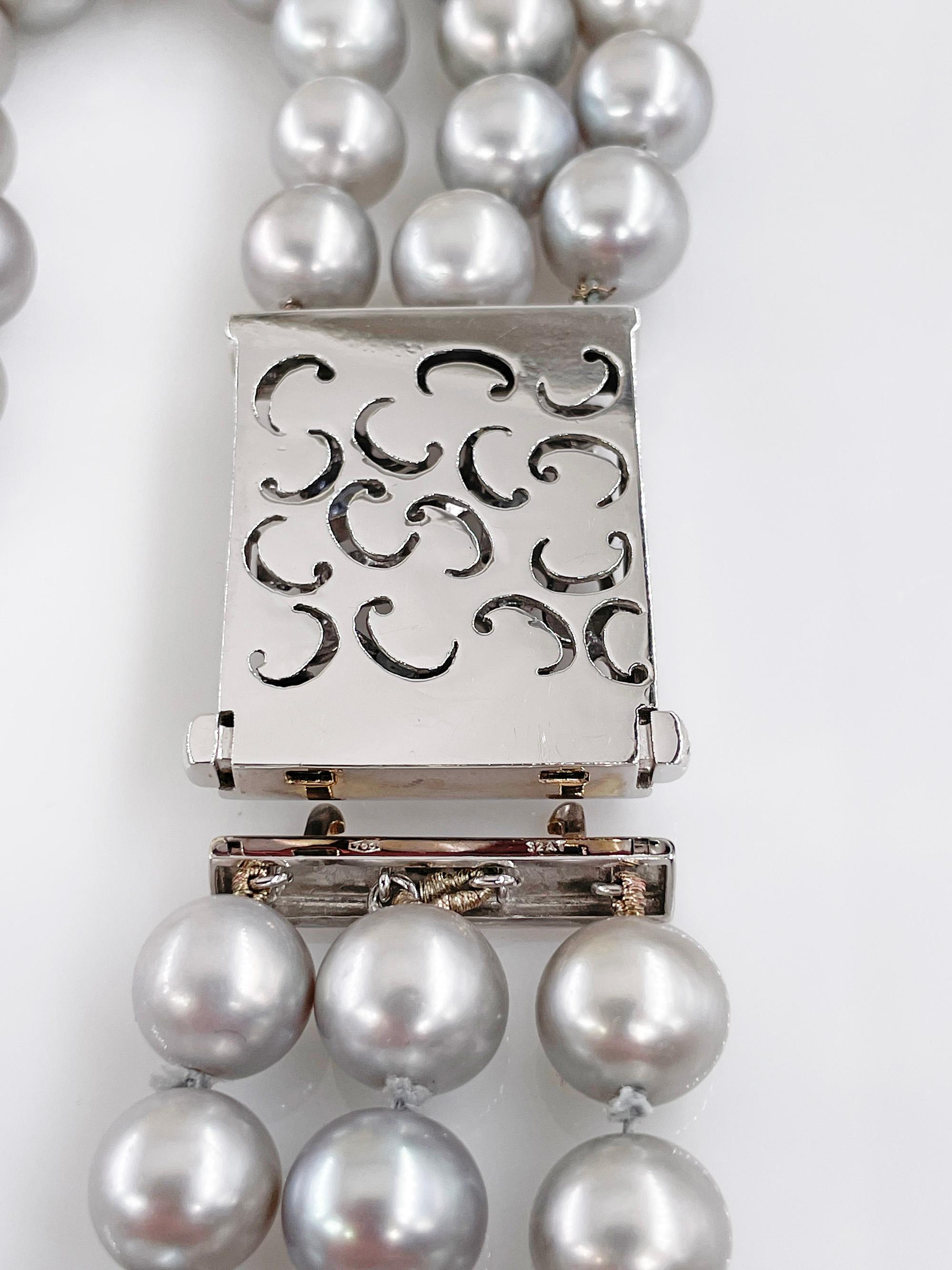 Vintage 3- Strand A DIAMOND, SAPPHIRE Cultured Grey PEARL Necklace in 18K W Gold For Sale 9
