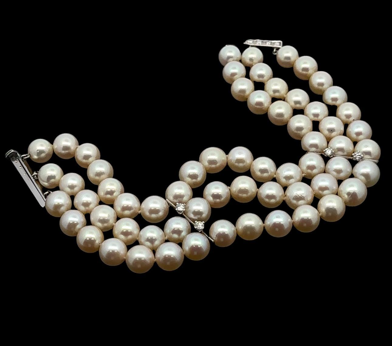 Vintage 3 Strand Pearl Bracelet w/ Diamond White Gold Bars & Slide Clasp In Good Condition For Sale In Montclair, NJ