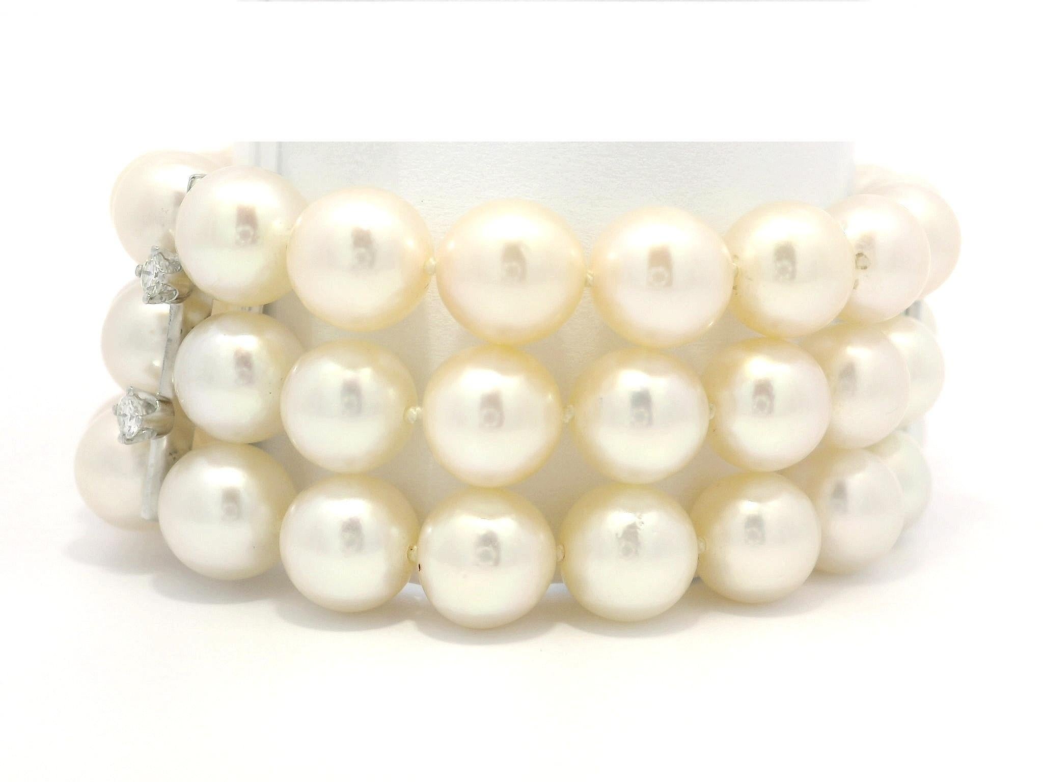 Vintage 3 Strand Pearl Bracelet w/ Diamond White Gold Bars & Slide Clasp For Sale 3