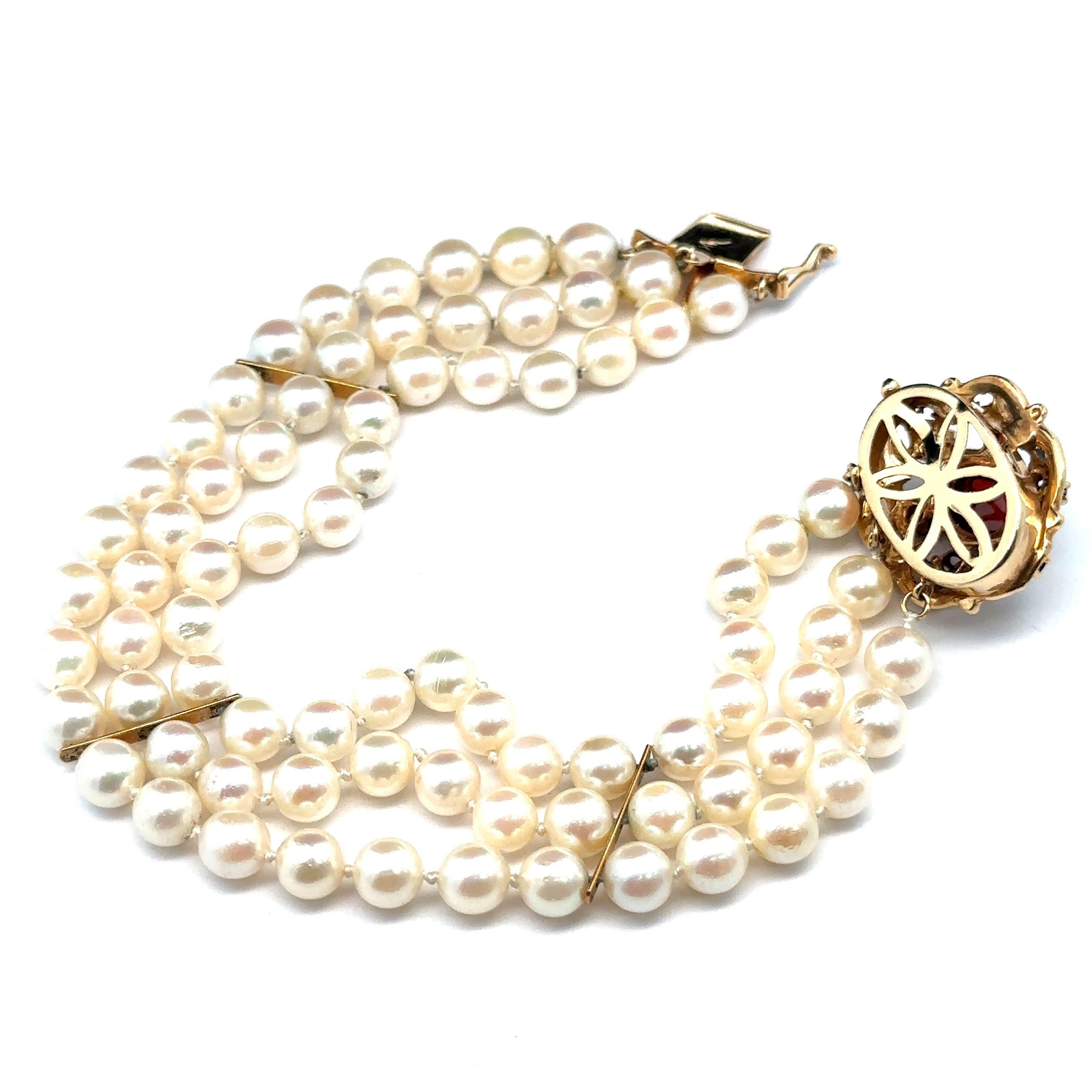 Vintage 3 Strand Pearl Bracelet w/ Yellow Gold Bars Cabochon Garnet Clasp For Sale 7