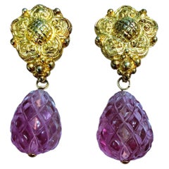 Orecchini vintage da 30 carati in oro e argento sterling PL di Stephen Dweck con ametista e logo Omega