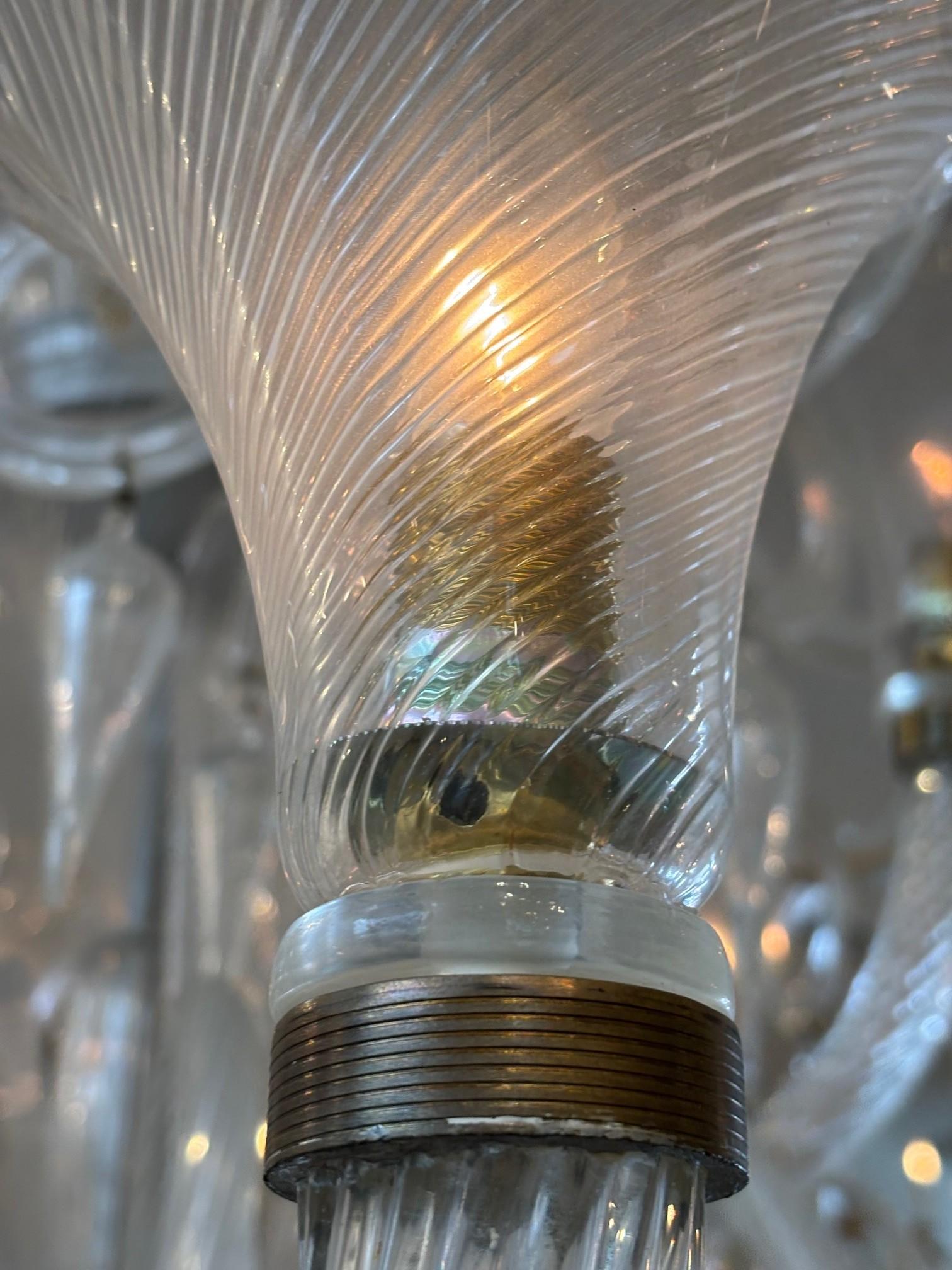 Lampadario d'epoca a 30 luci di Murano in vendita 10