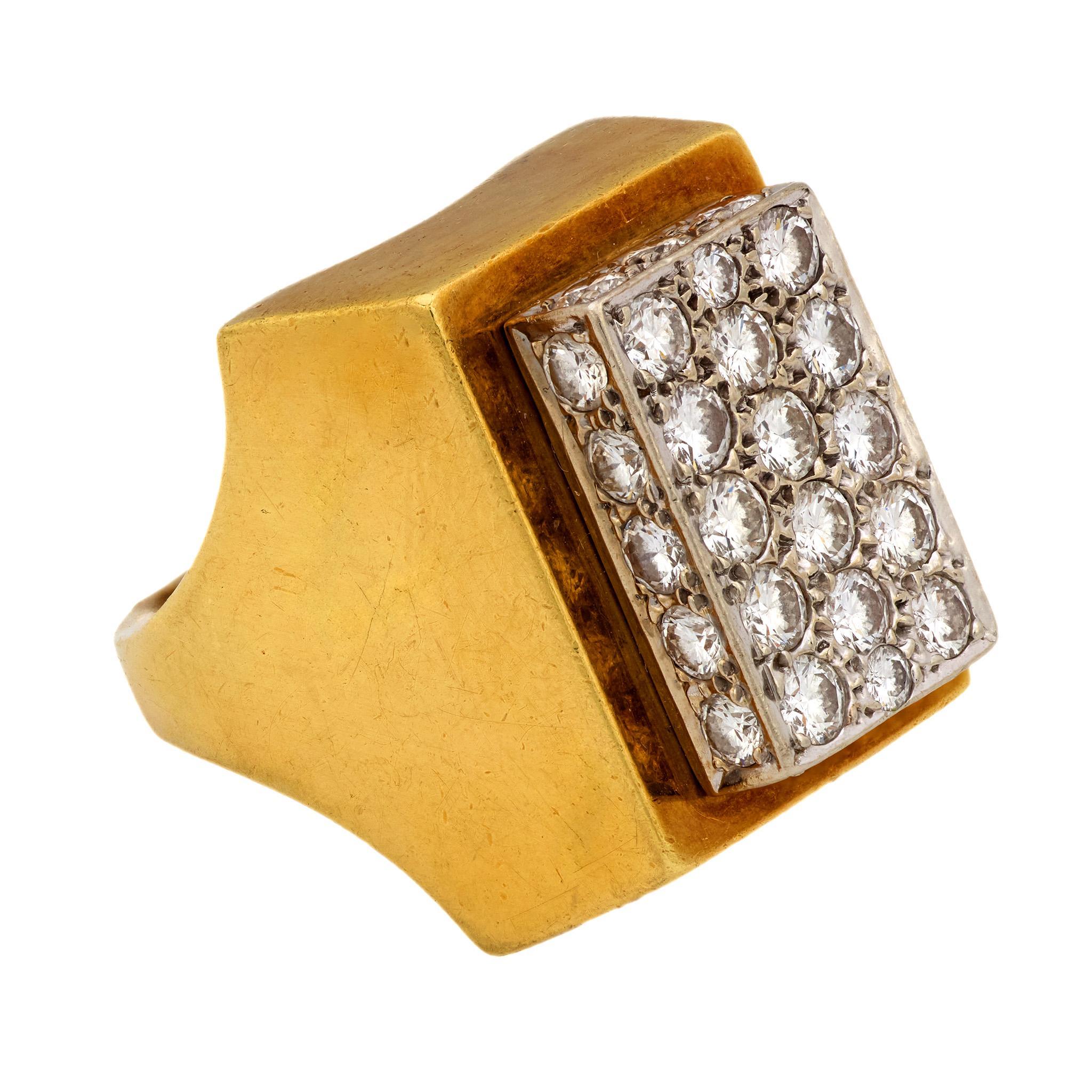 Bague de cocktail vintage en or jaune et blanc 18k, diamant 3.00 carats Bon état - En vente à Beverly Hills, CA