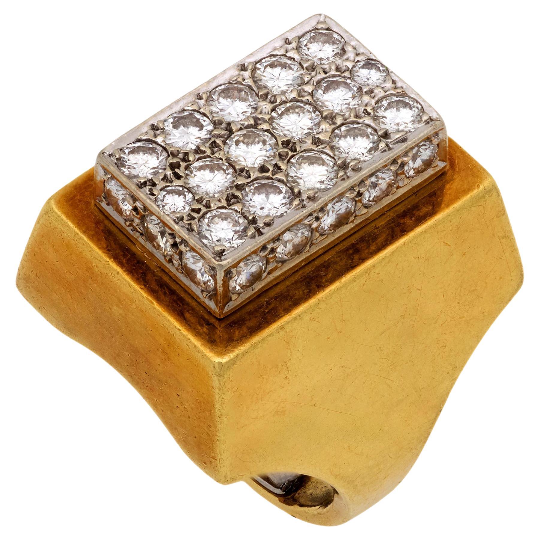 Bague de cocktail vintage en or jaune et blanc 18k, diamant 3.00 carats en vente