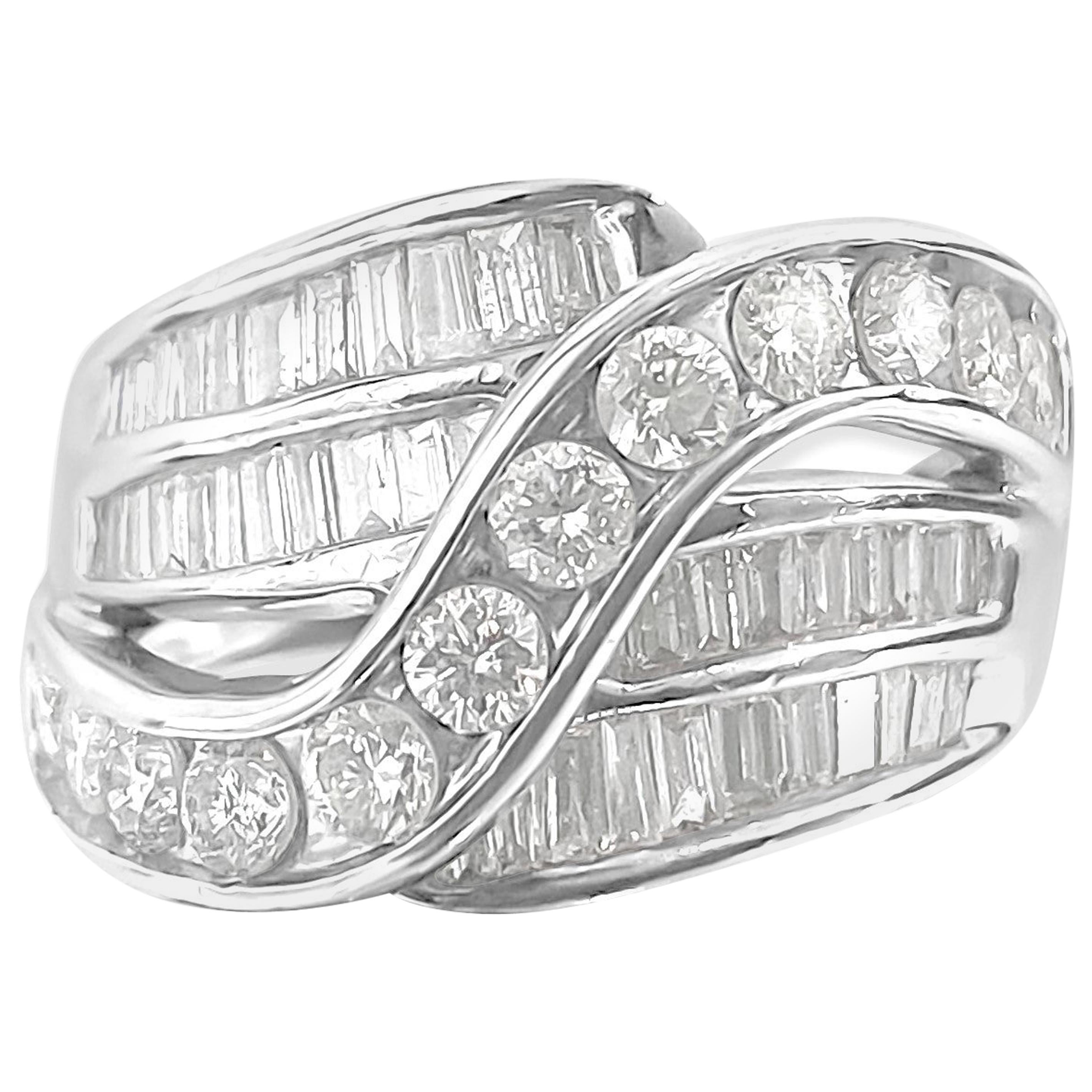 Vintage 3.00 Carat Diamond Wedding Ring 14 Karat White Gold For Sale